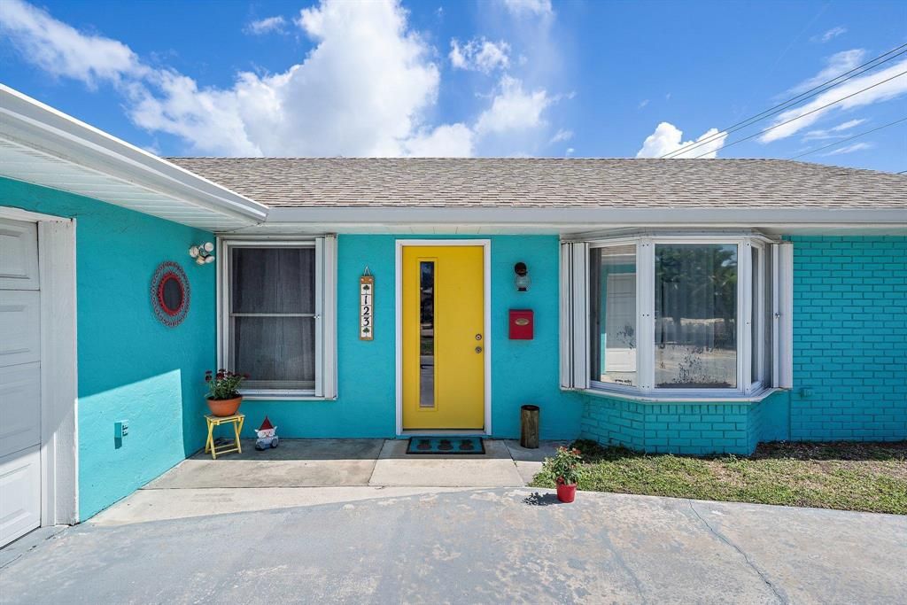 Photo of 123 E Jasmine Drive, Lake Park, FL 33403 (MLS # R10722097)