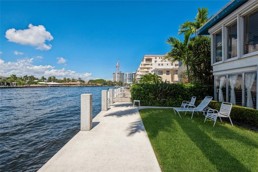 Direct Intracoastal views. A boat parade every day from this fully furnished gem in the heart of Fort Lauderdale Beach only a few blocks to the ocean. Updated with terrazzo floors throughout and in-unit washer & dryer. Live year round in a boutique Mid-Century Modern complex with only 10 units, this is a quiet oasis. Parking allows for 2 cars to be parked tandem. A great neighborhood with Breakers Avenue only 3 blocks away and minutes to Las Olas.