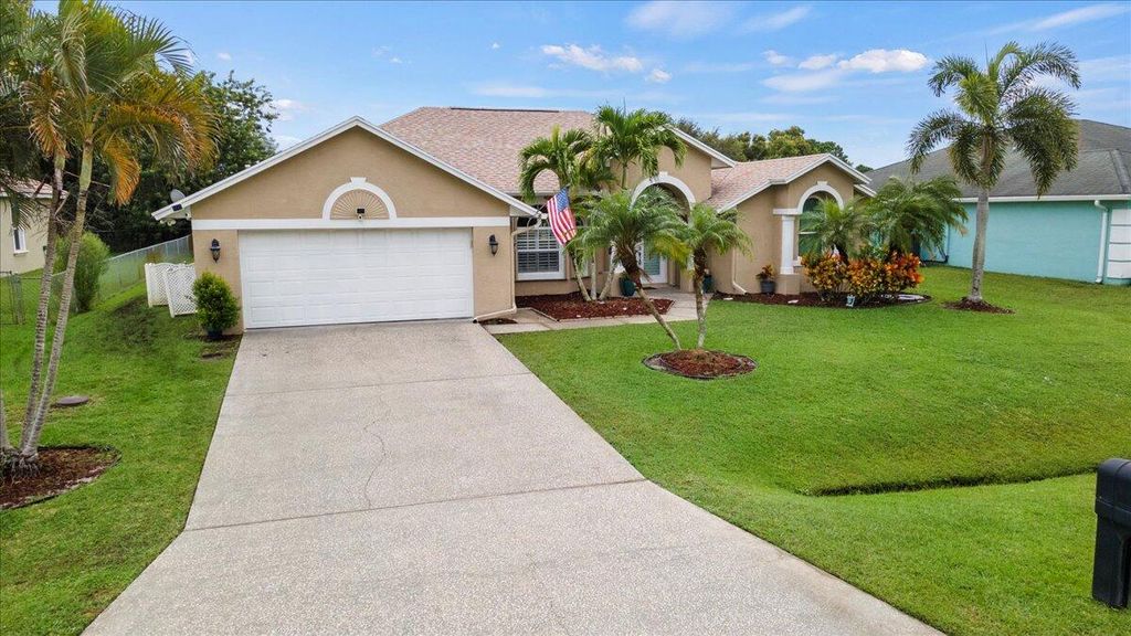 Photo of 6482 NW Regal Circle, Port Saint Lucie, FL 34983 (MLS # R11131706)
