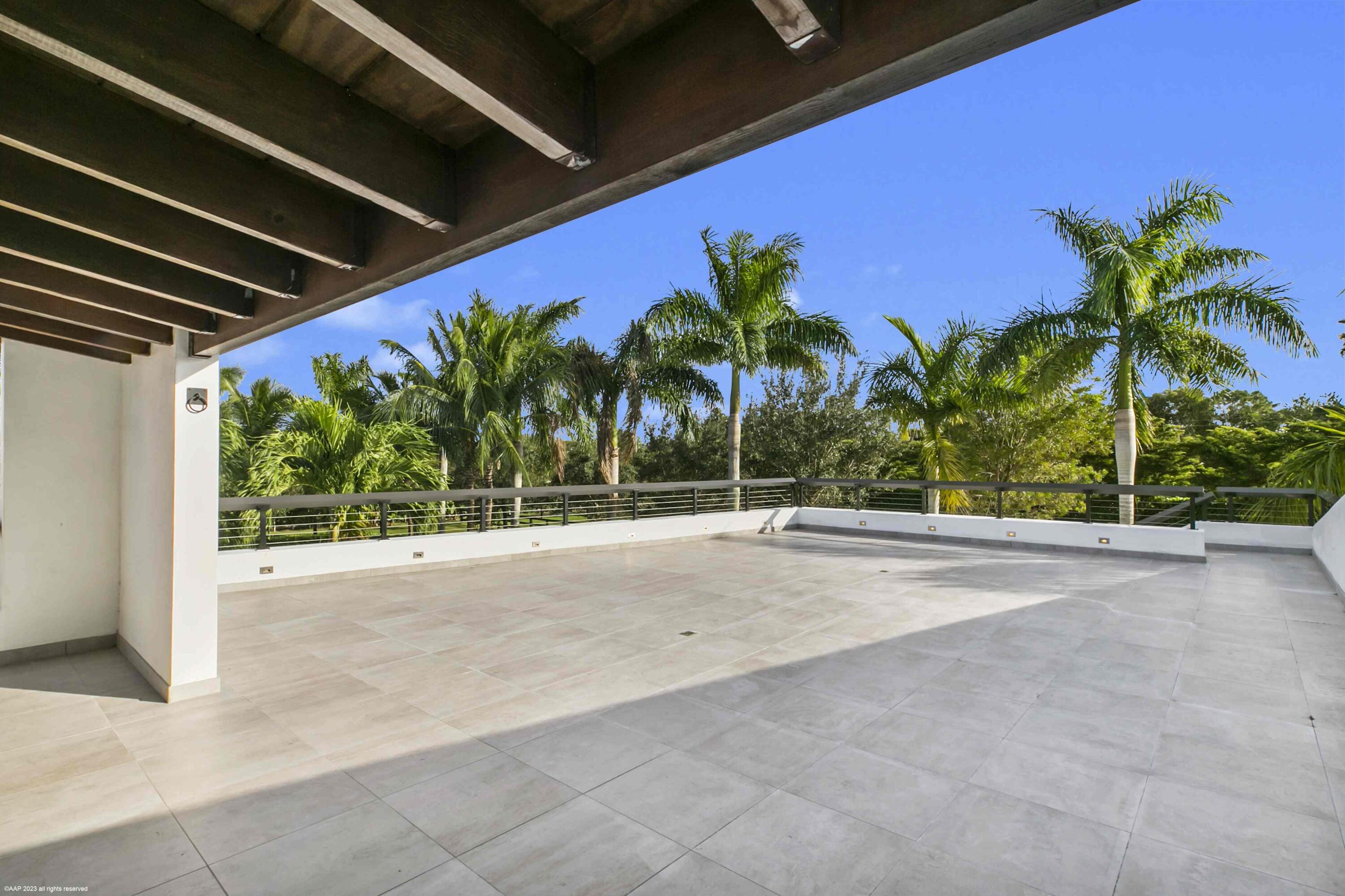 SADDLE TRAIL PARK OF WELLINGTON - Residential