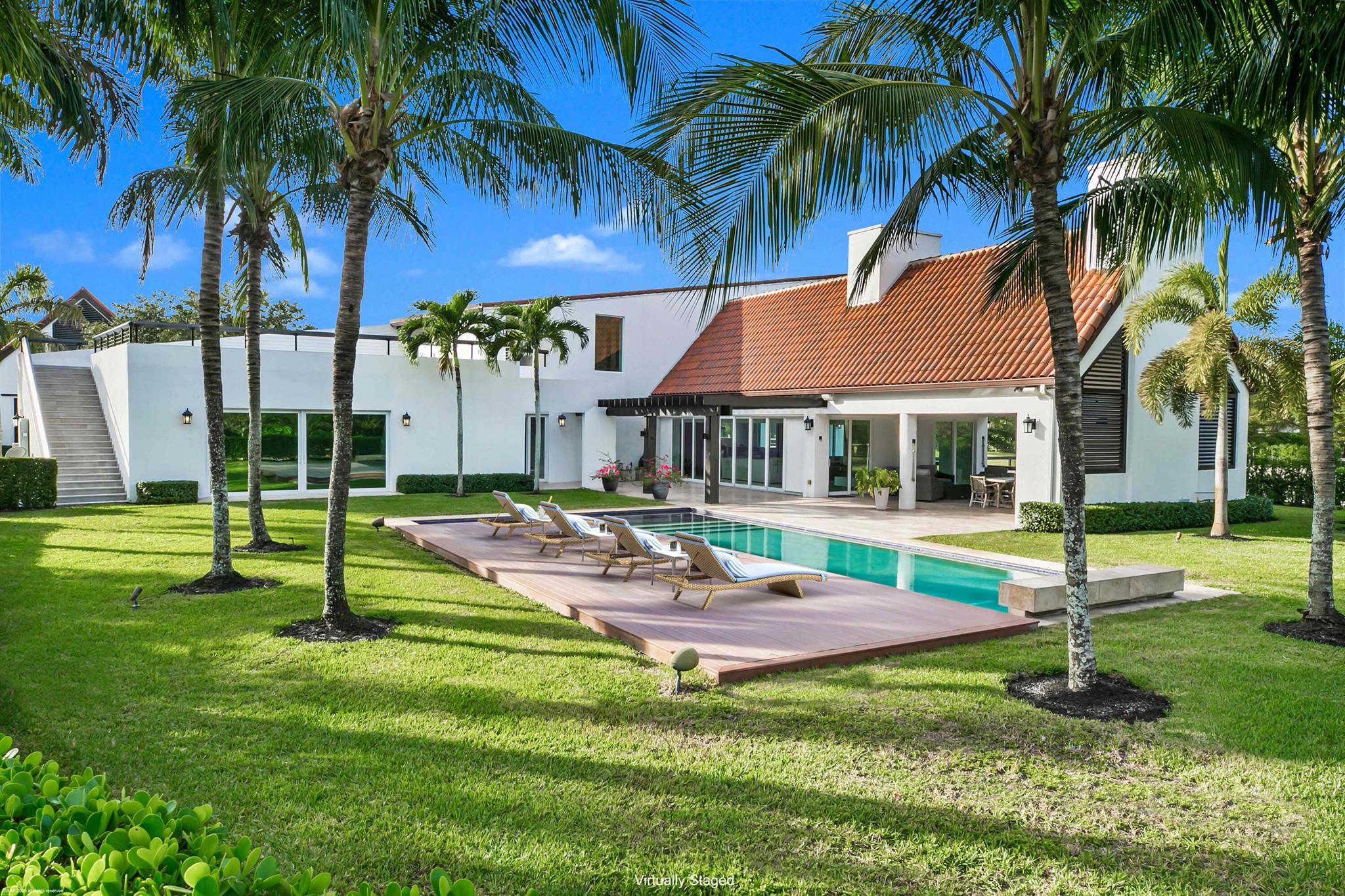 SADDLE TRAIL PARK OF WELL - Residential