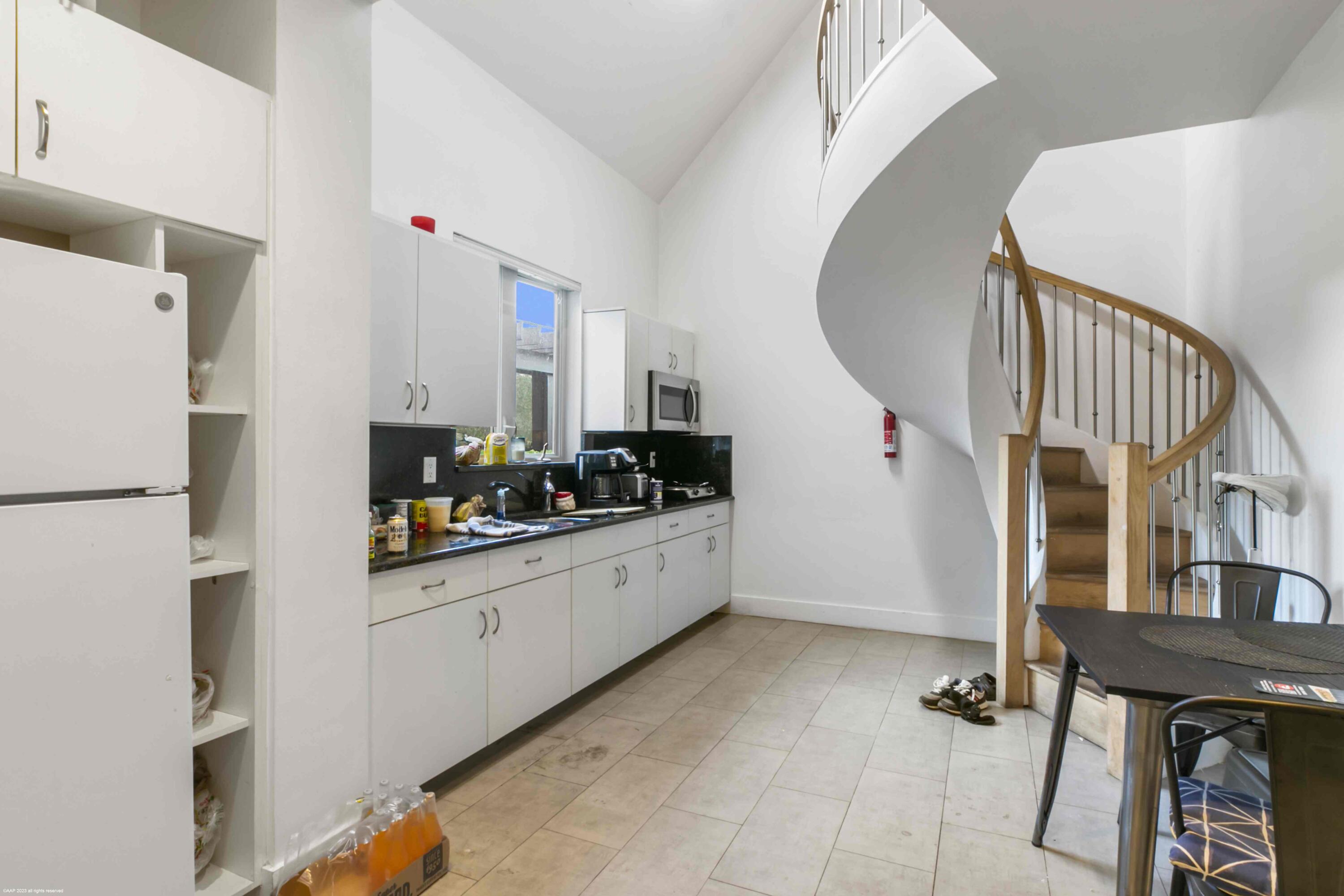 SADDLE TRAIL PARK OF WELLINGTON - Residential