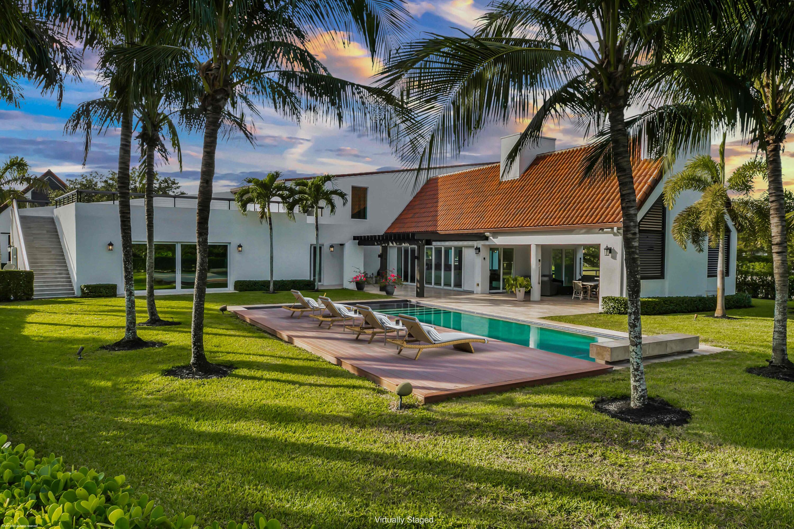 SADDLE TRAIL PARK OF WELLINGTON - Residential