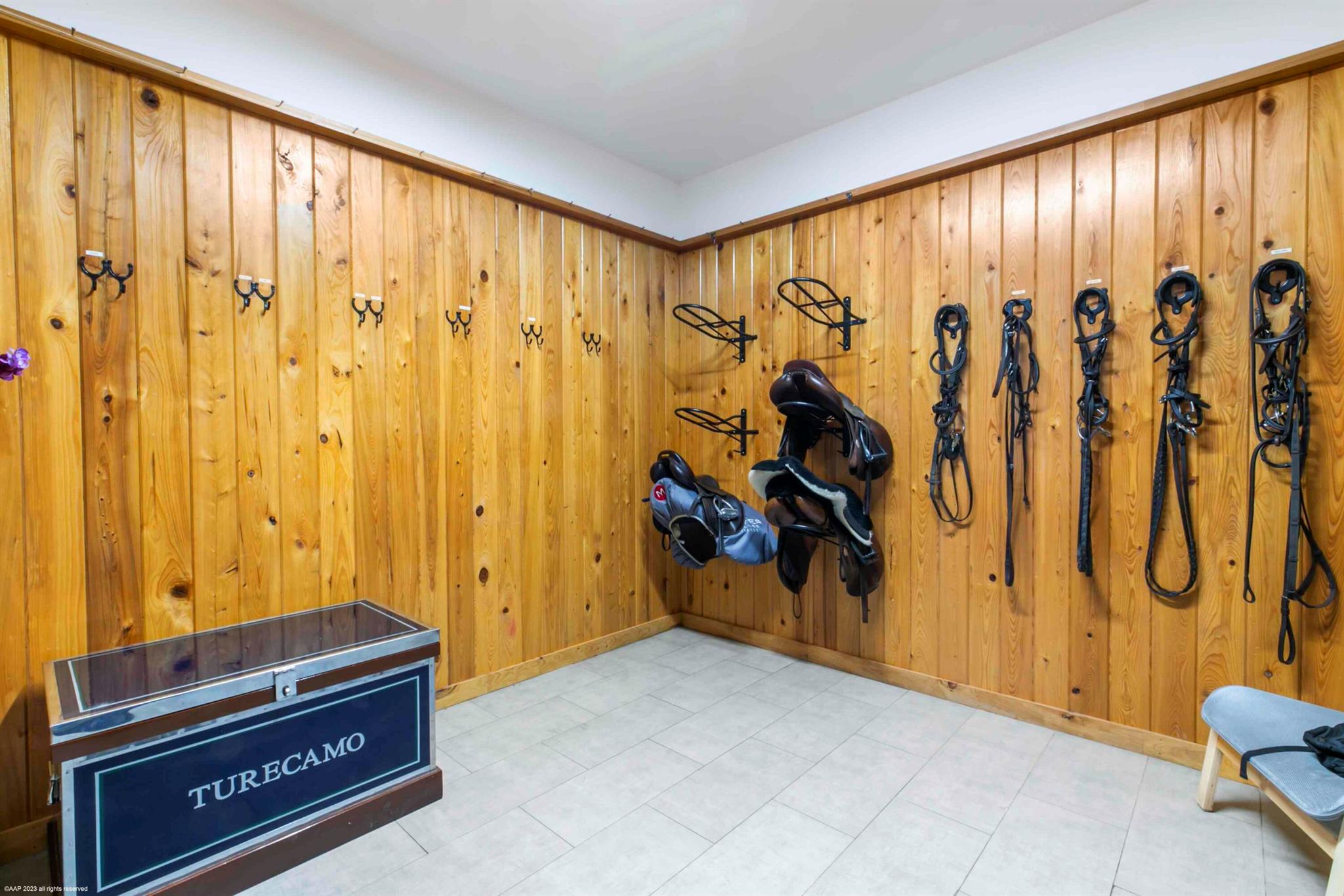 SADDLE TRAIL PARK OF WELL - Residential