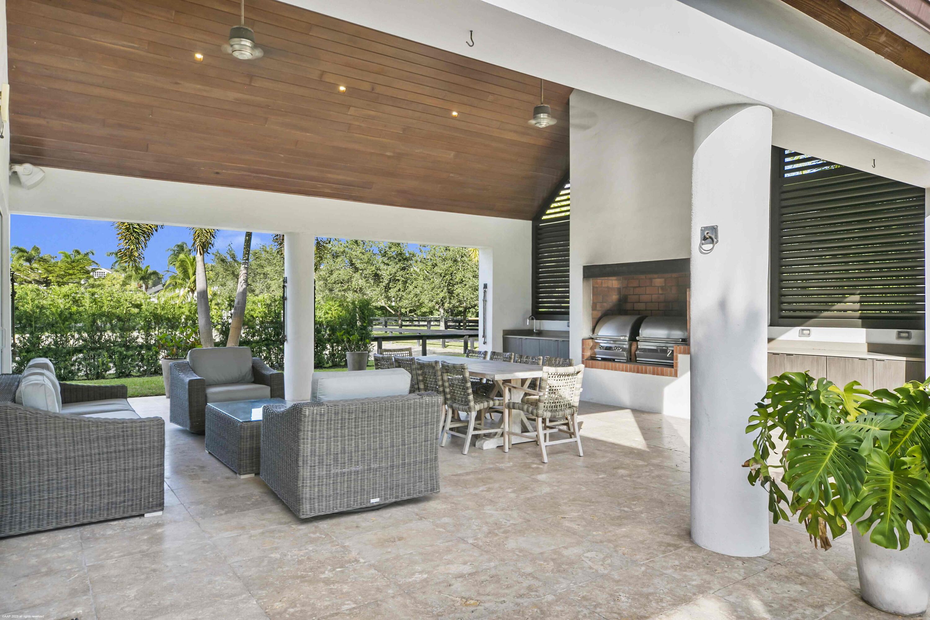 SADDLE TRAIL PARK OF WELLINGTON - Residential