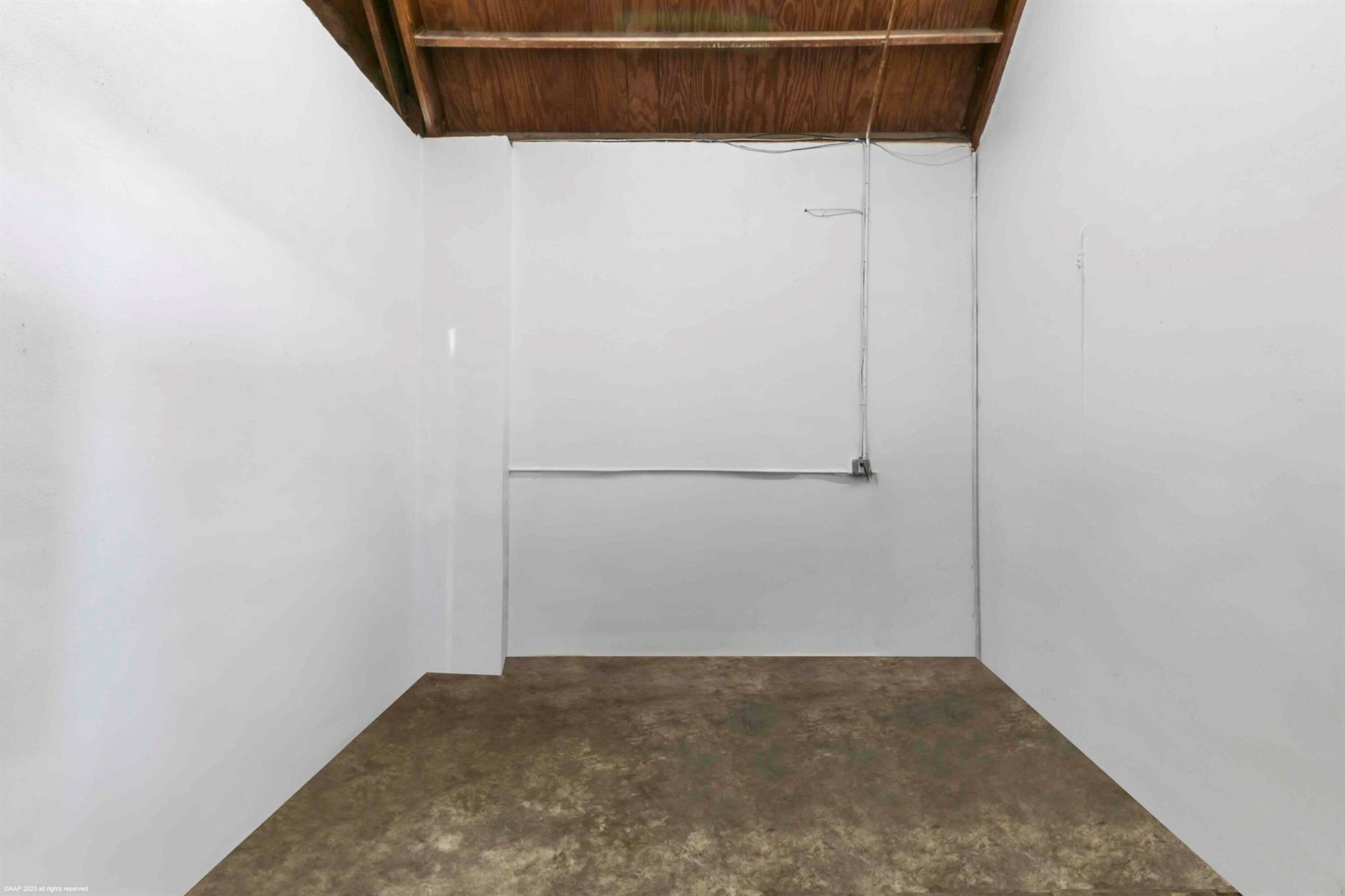 SADDLE TRAIL PARK OF WELL - Residential