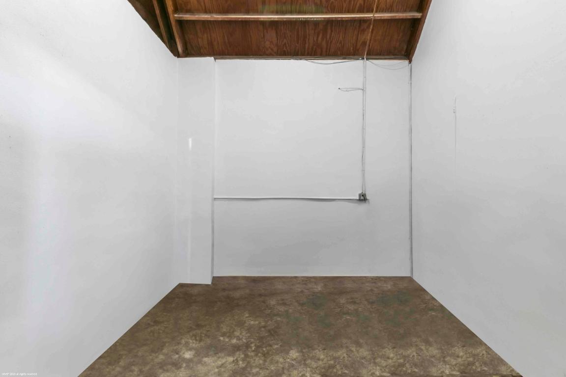 SADDLE TRAIL PARK OF WELLINGTON - Residential