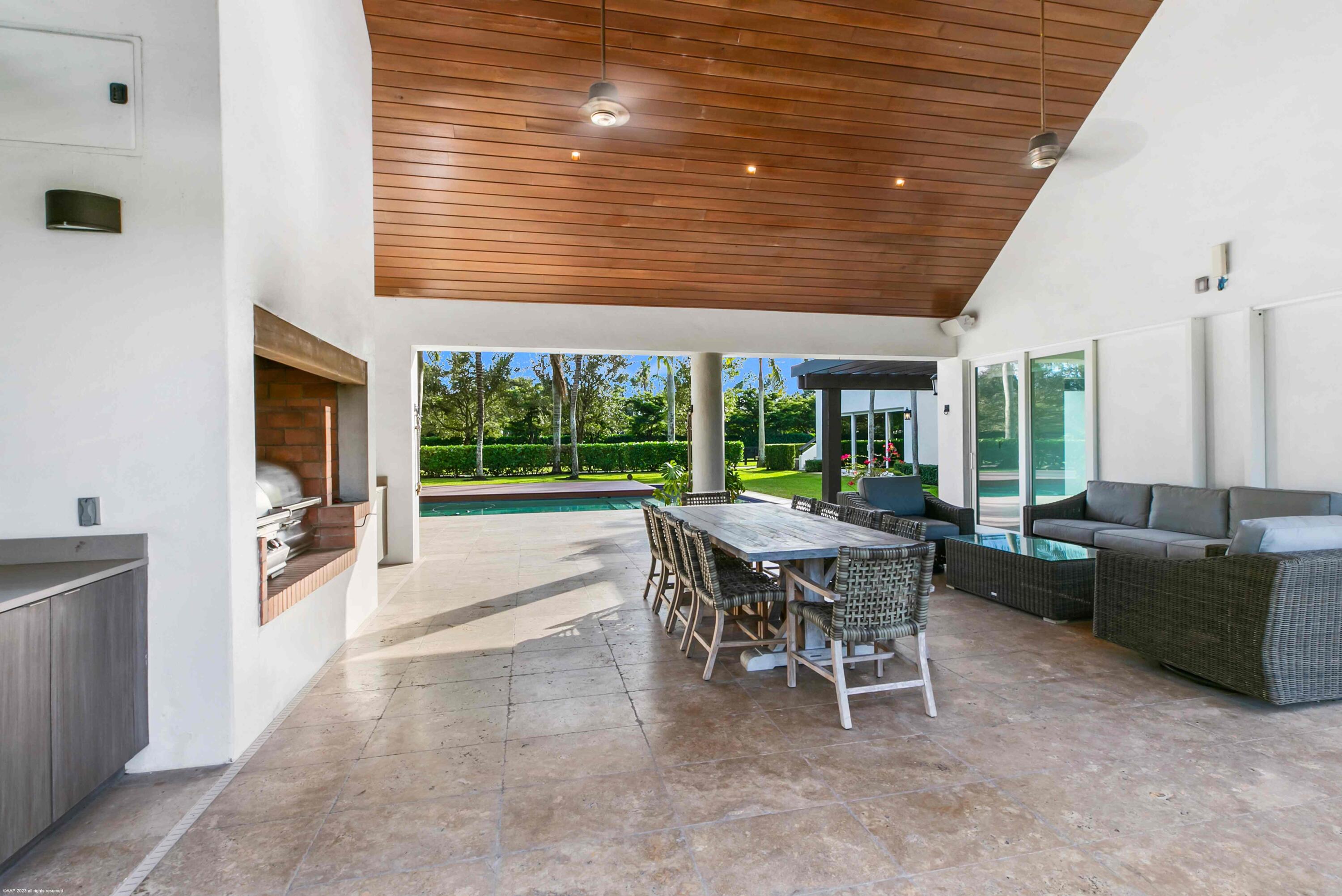 SADDLE TRAIL PARK OF WELLINGTON - Residential