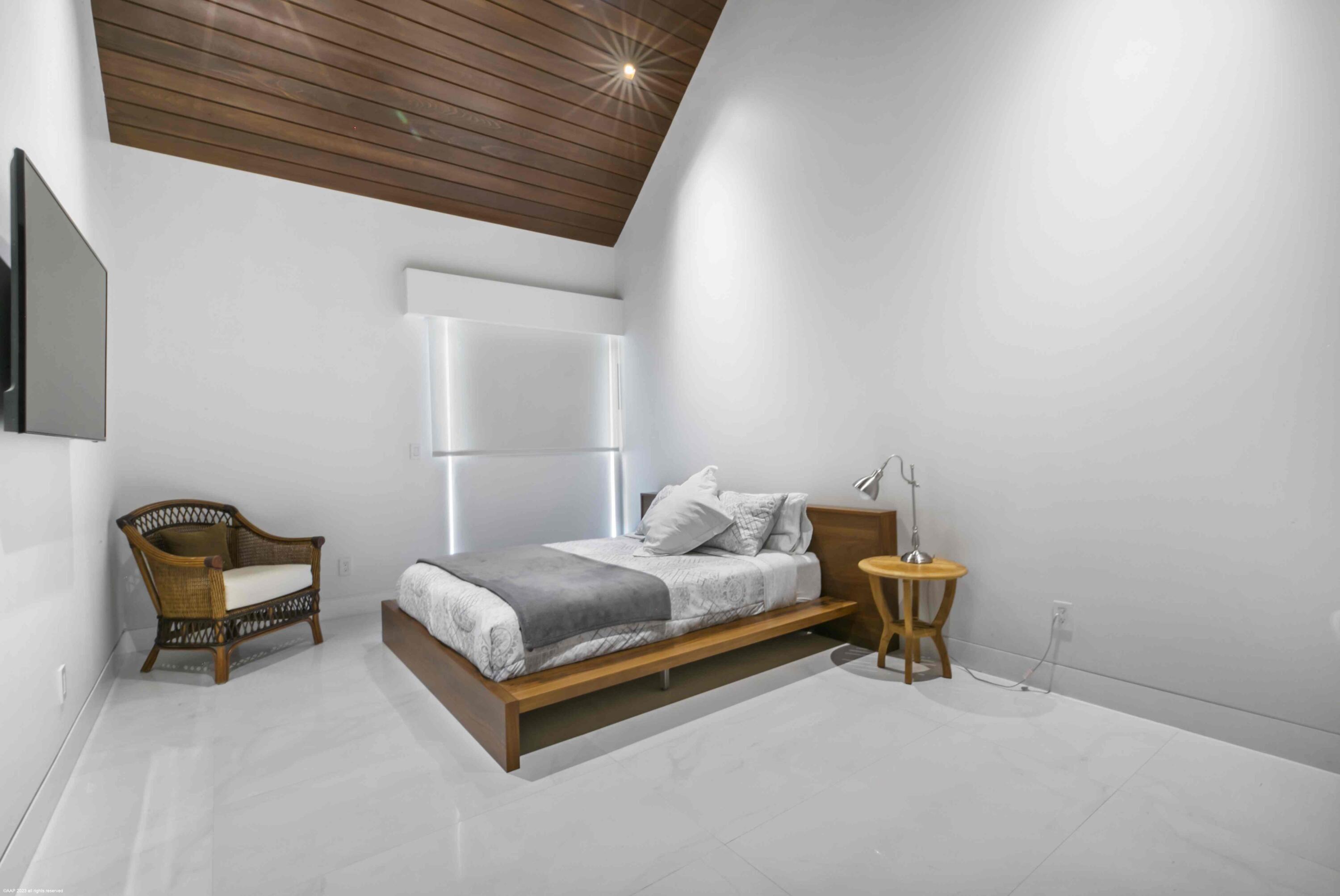 SADDLE TRAIL PARK OF WELLINGTON - Residential