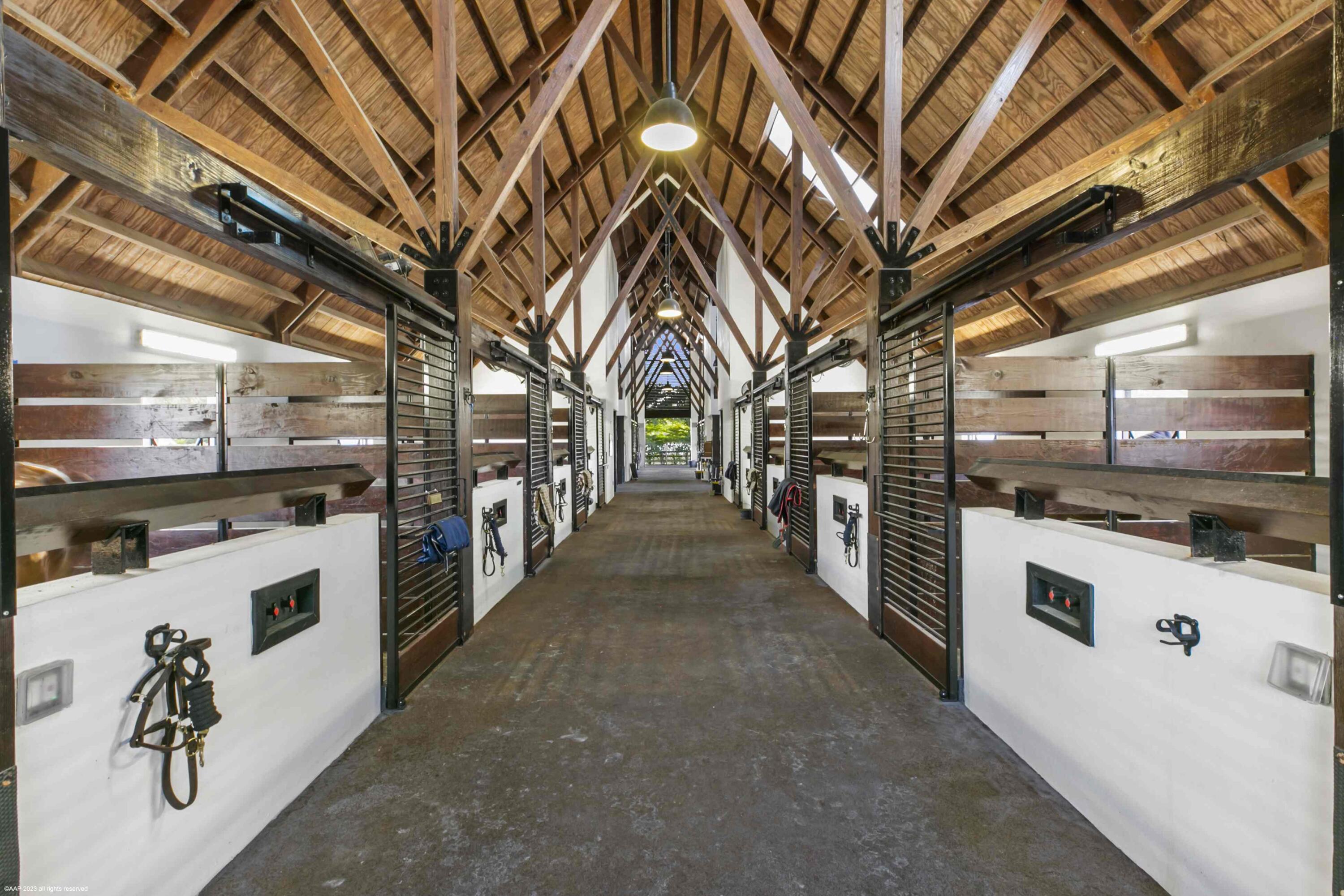 SADDLE TRAIL PARK OF WELLINGTON - Residential