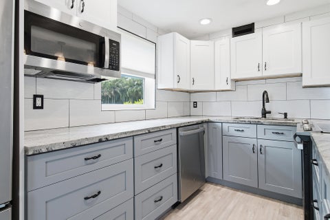 Tiny photo for 220 Tuscany D, Delray Beach, FL 33446 (MLS # B26087740)