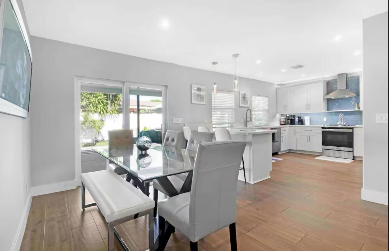 TROPIC PALMS 1 - Residential