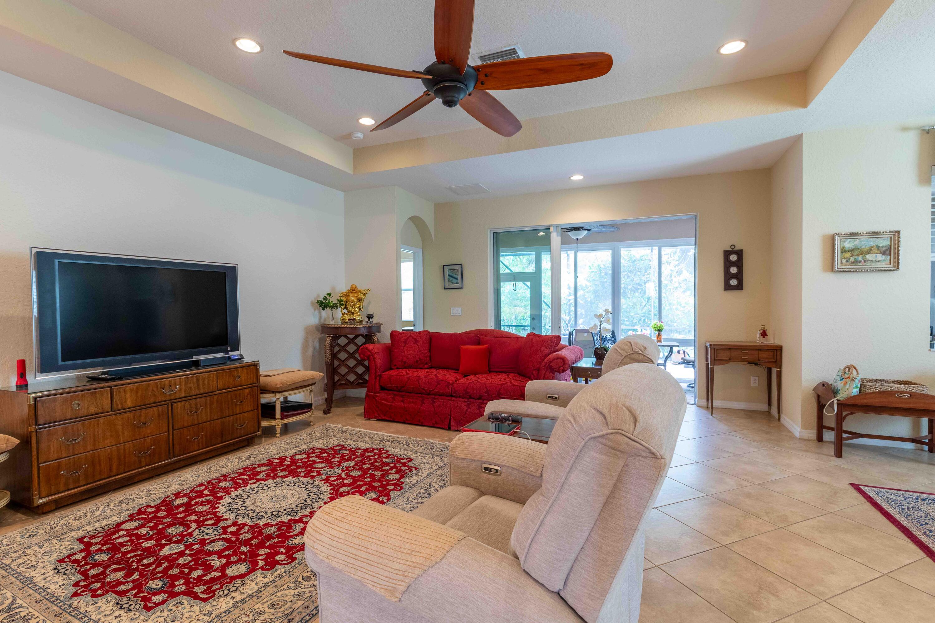 JENSEN BEACH COUNTRY CLUB - Residential