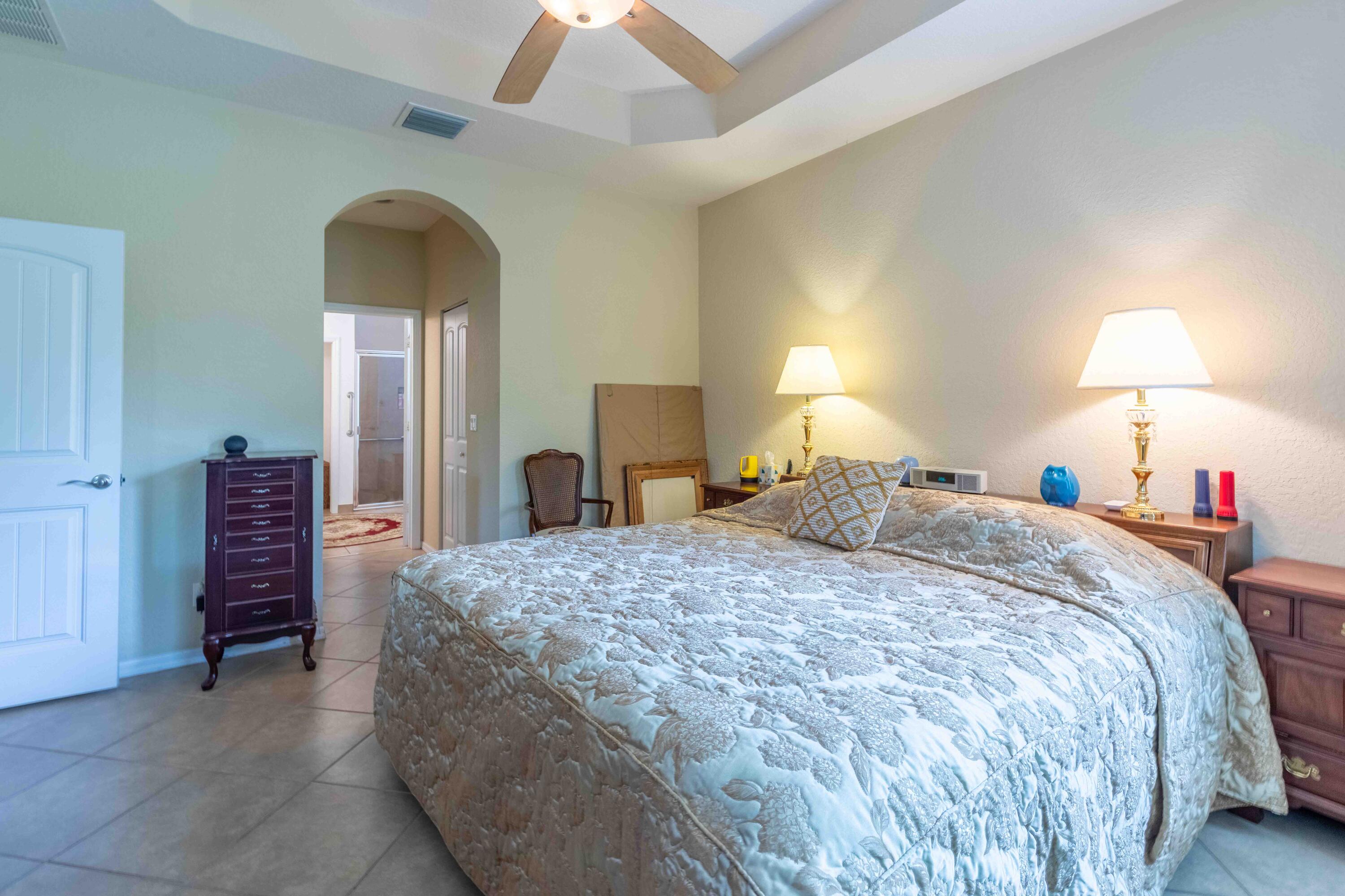 JENSEN BEACH COUNTRY CLUB - Residential