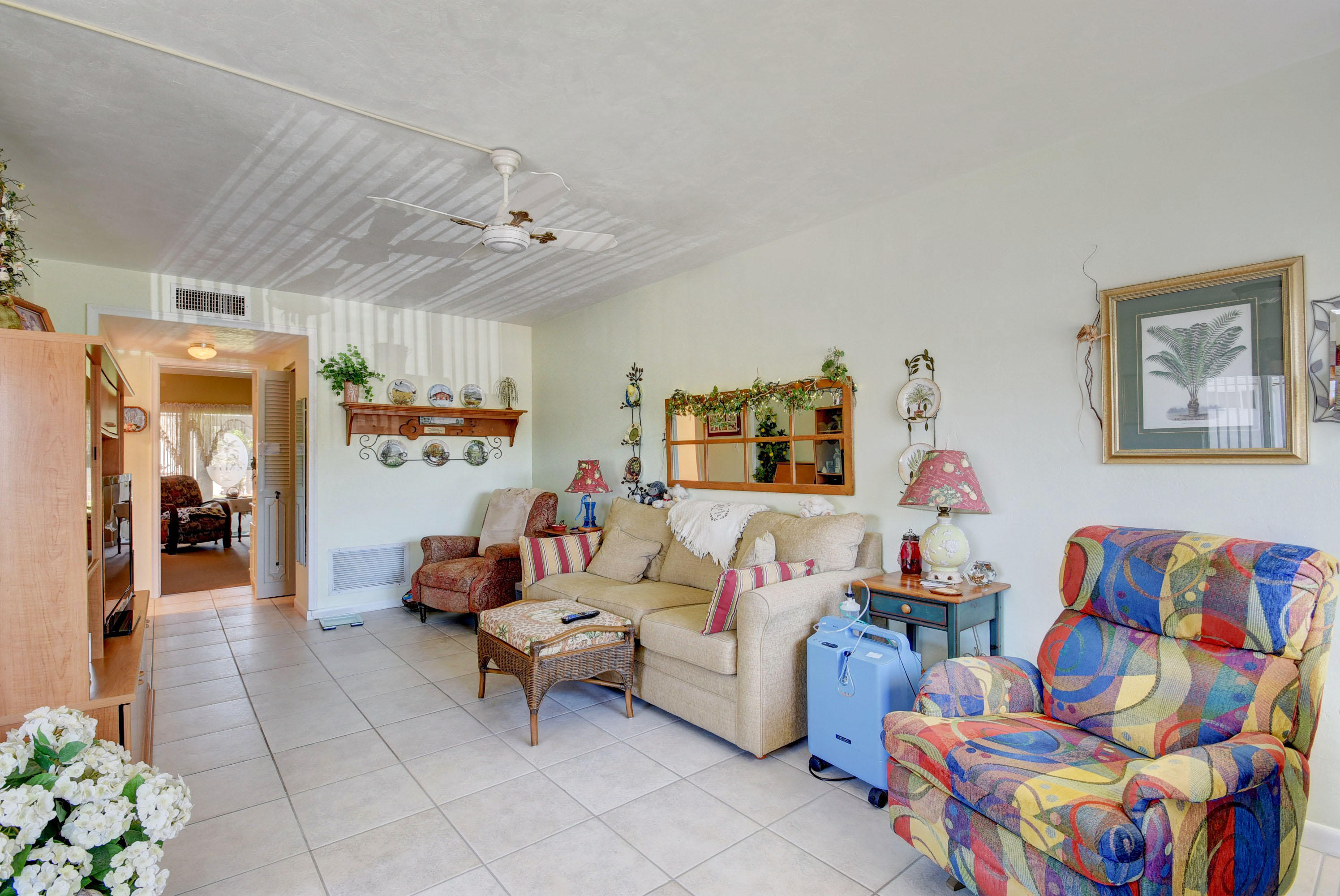 MURRY HILLS APT BLDG CONDO - Residential