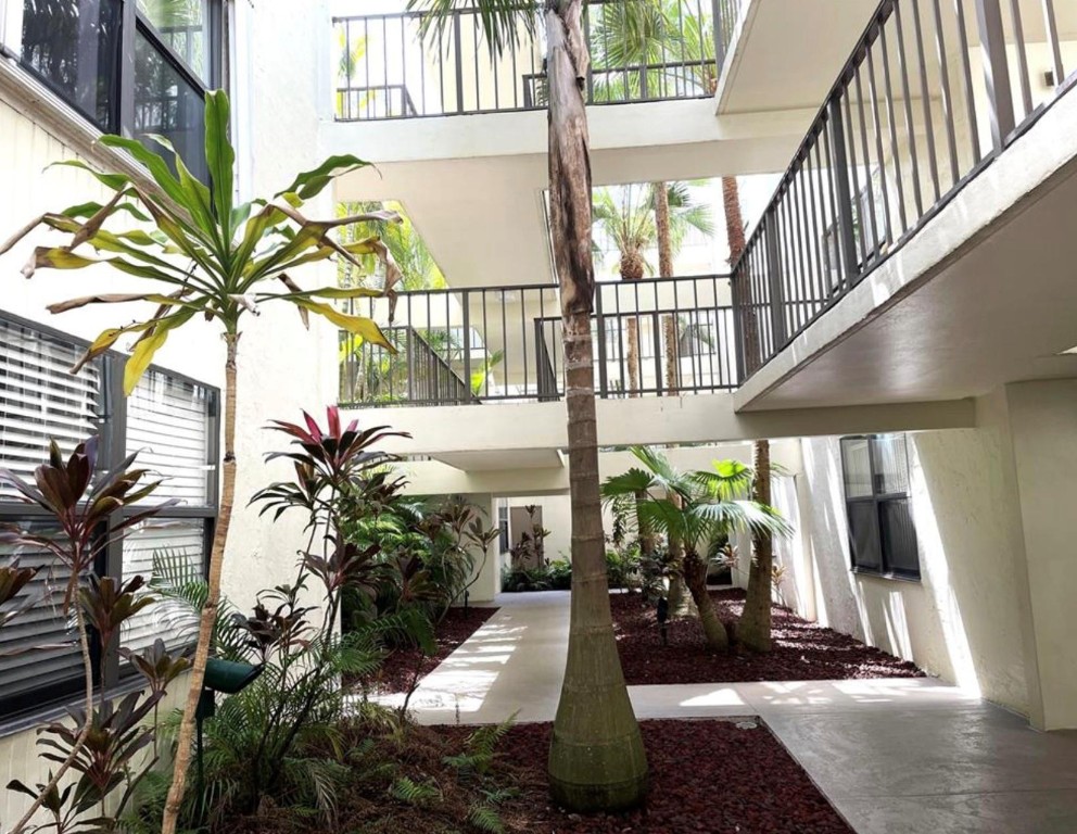 Villa Dorada - Residential