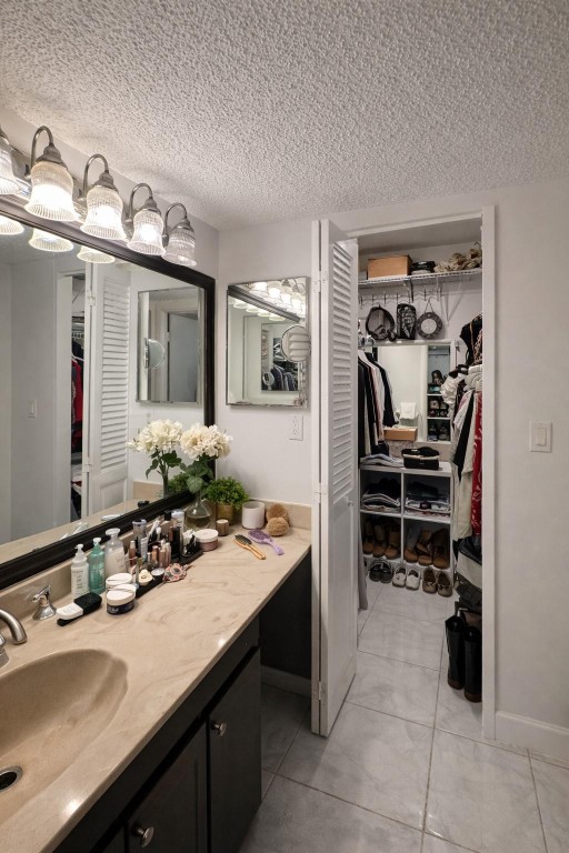 Villa Dorada - Residential