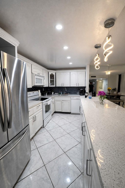 Villa Dorada - Residential