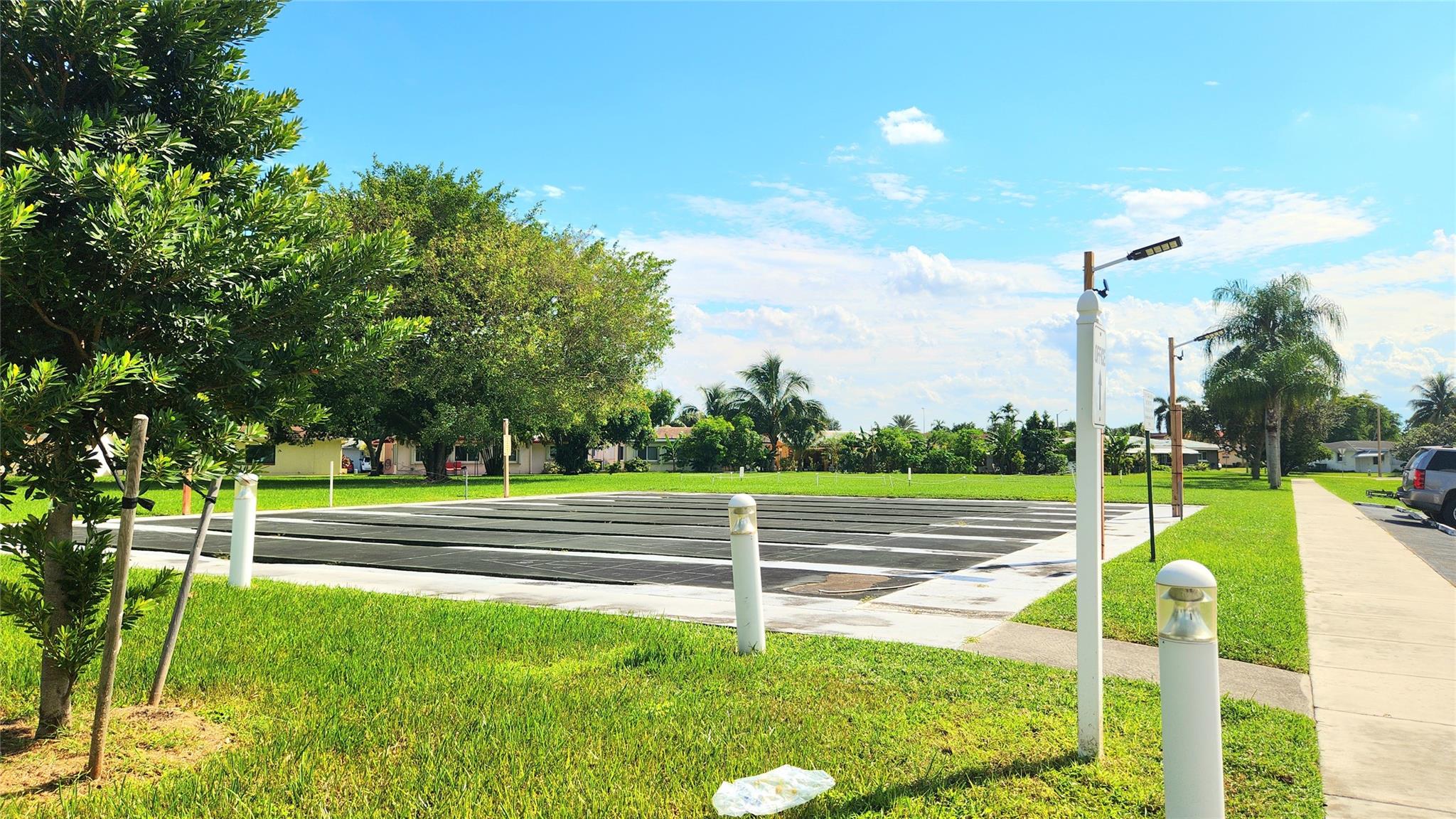 Mainlands Of Tamarac Lake - Residential