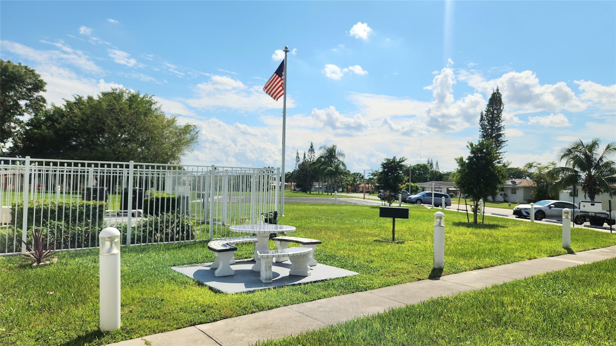 Mainlands Of Tamarac Lake - Residential