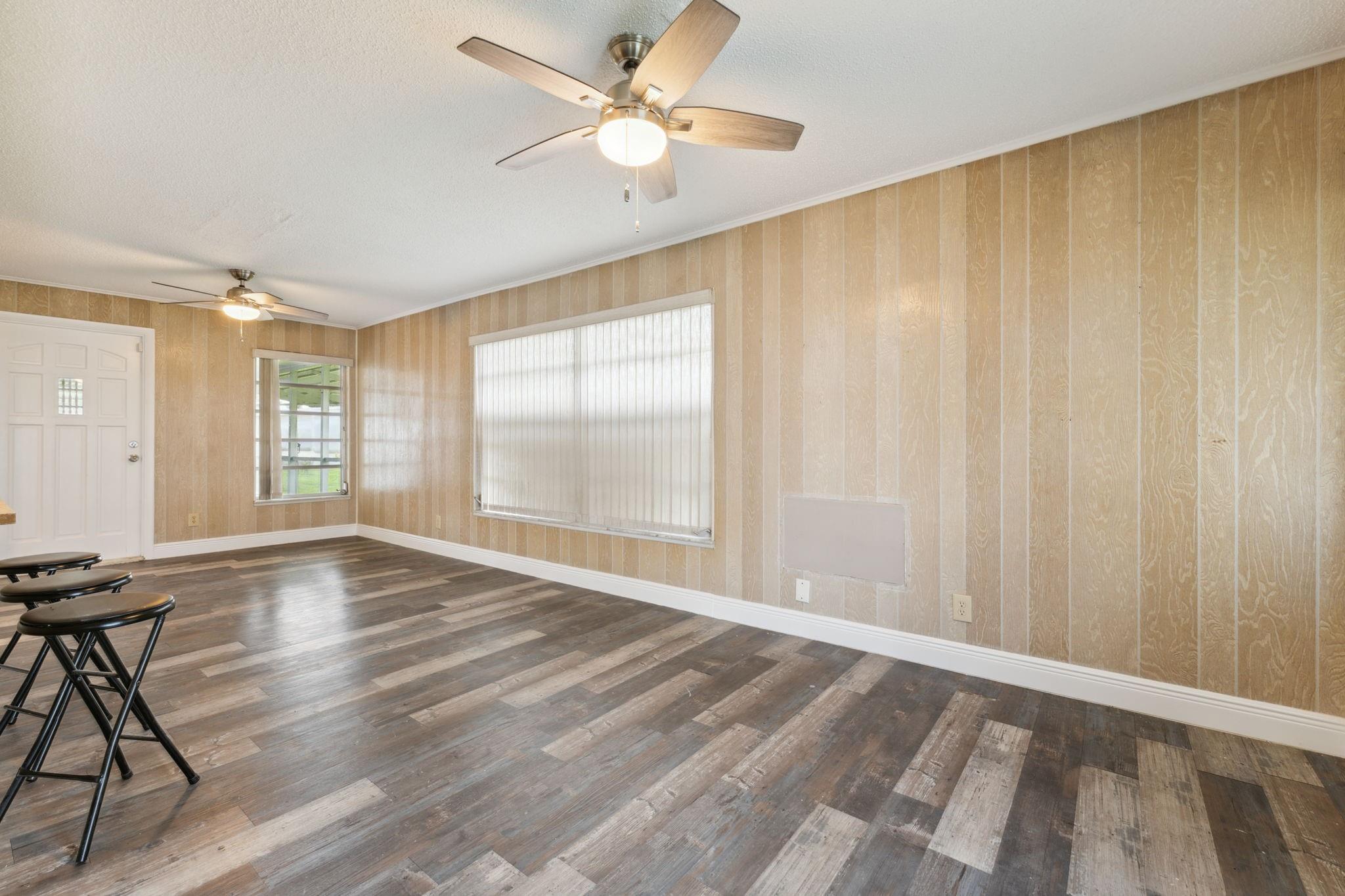 Mainlands Of Tamarac Lake - Residential