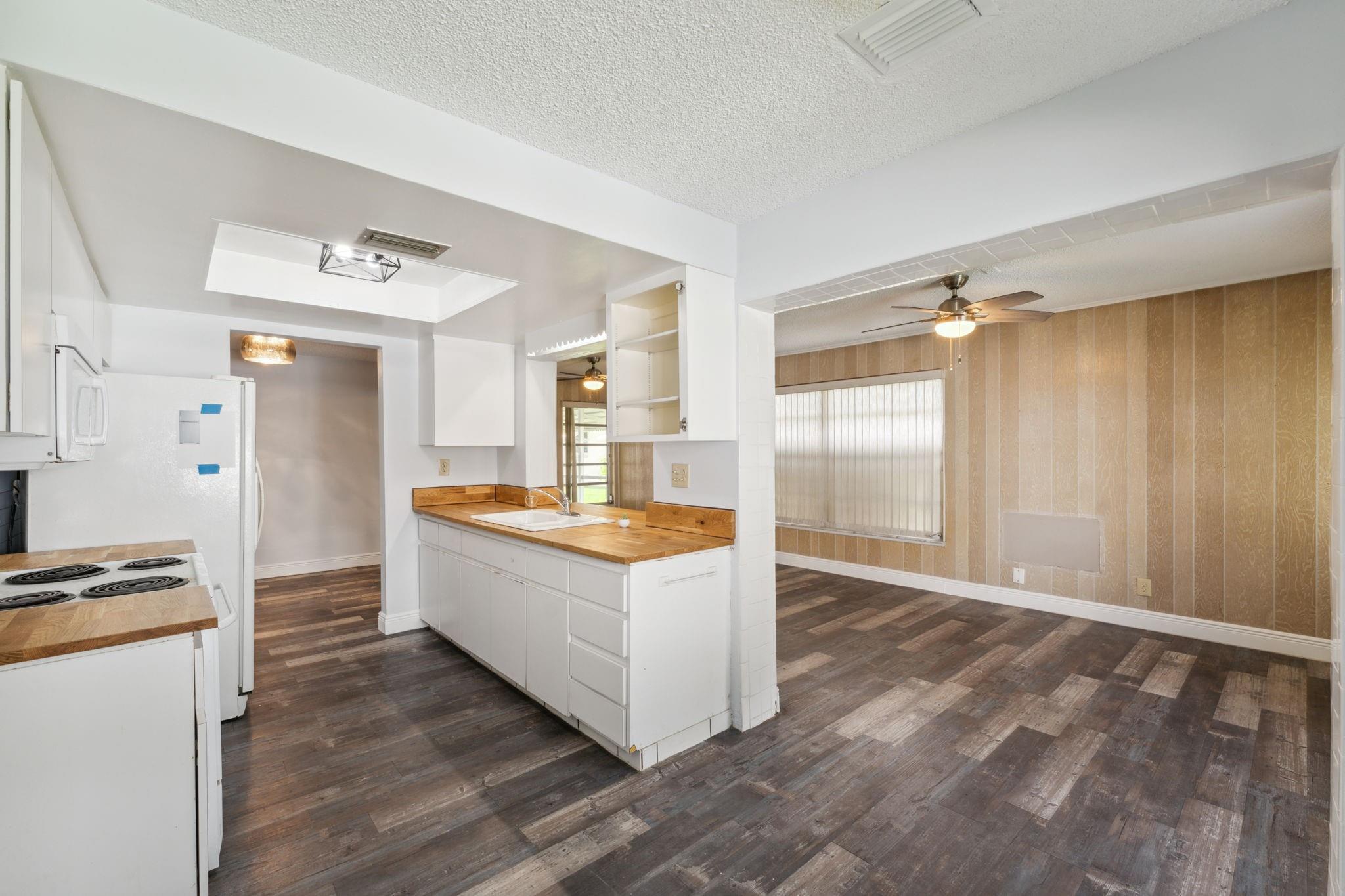 Mainlands Of Tamarac Lake - Residential