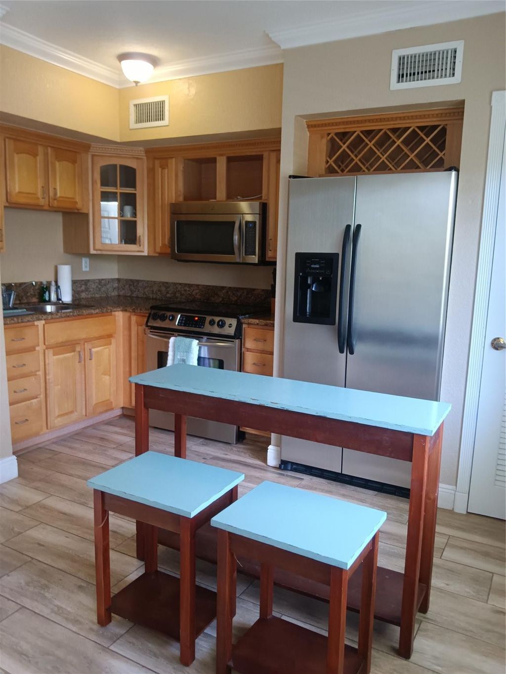 Photo of 924 SE 2nd Street #11, Fort Lauderdale, FL 33301 (MLS # B26035481)