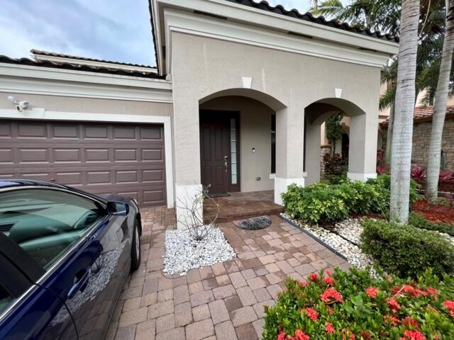 3841 E Aspen Leaf Drive