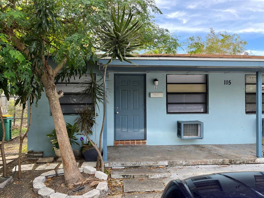 Nice CBS Duplex in the heart of Lake Worth Beach with (2) 1 bedroom 1 bath units that have just been vacated and ready for new tenants at market rents. Market rent should be between $1,500-$1,600 per month each side. Plenty of off street parking and private fenced in back yards for each unit.