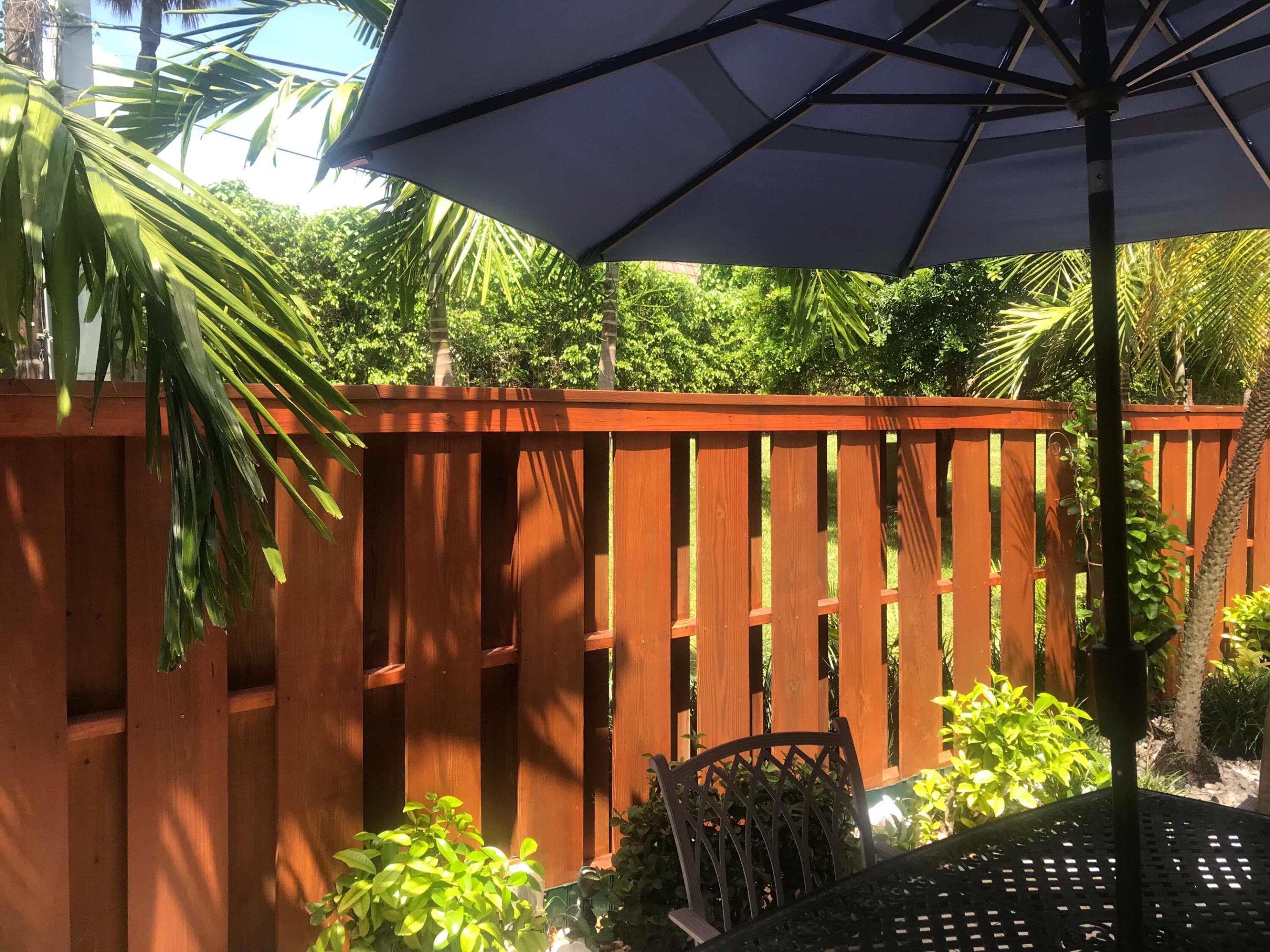 TWELVE OAKS CONDO - Residential