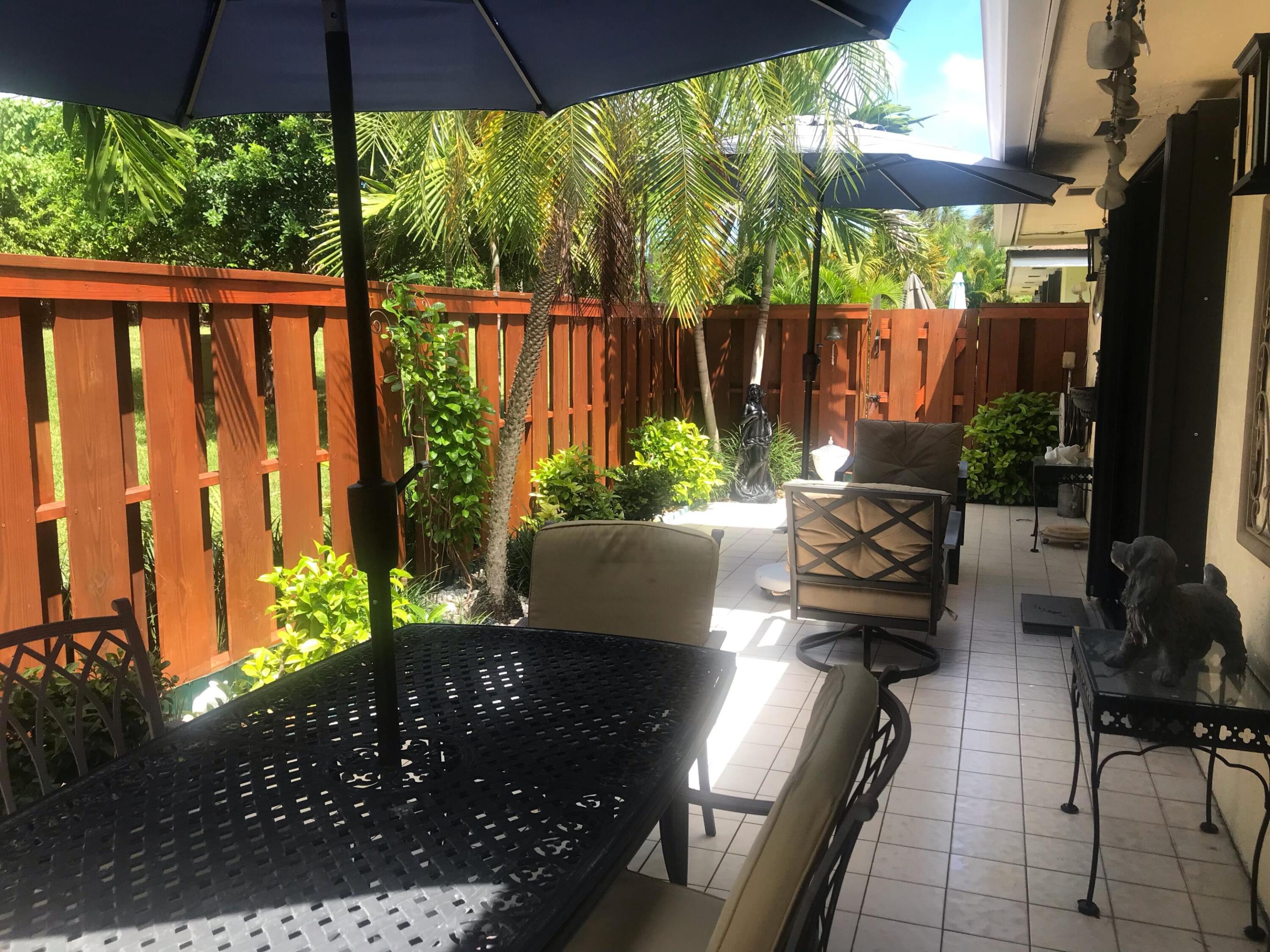 TWELVE OAKS CONDO - Residential