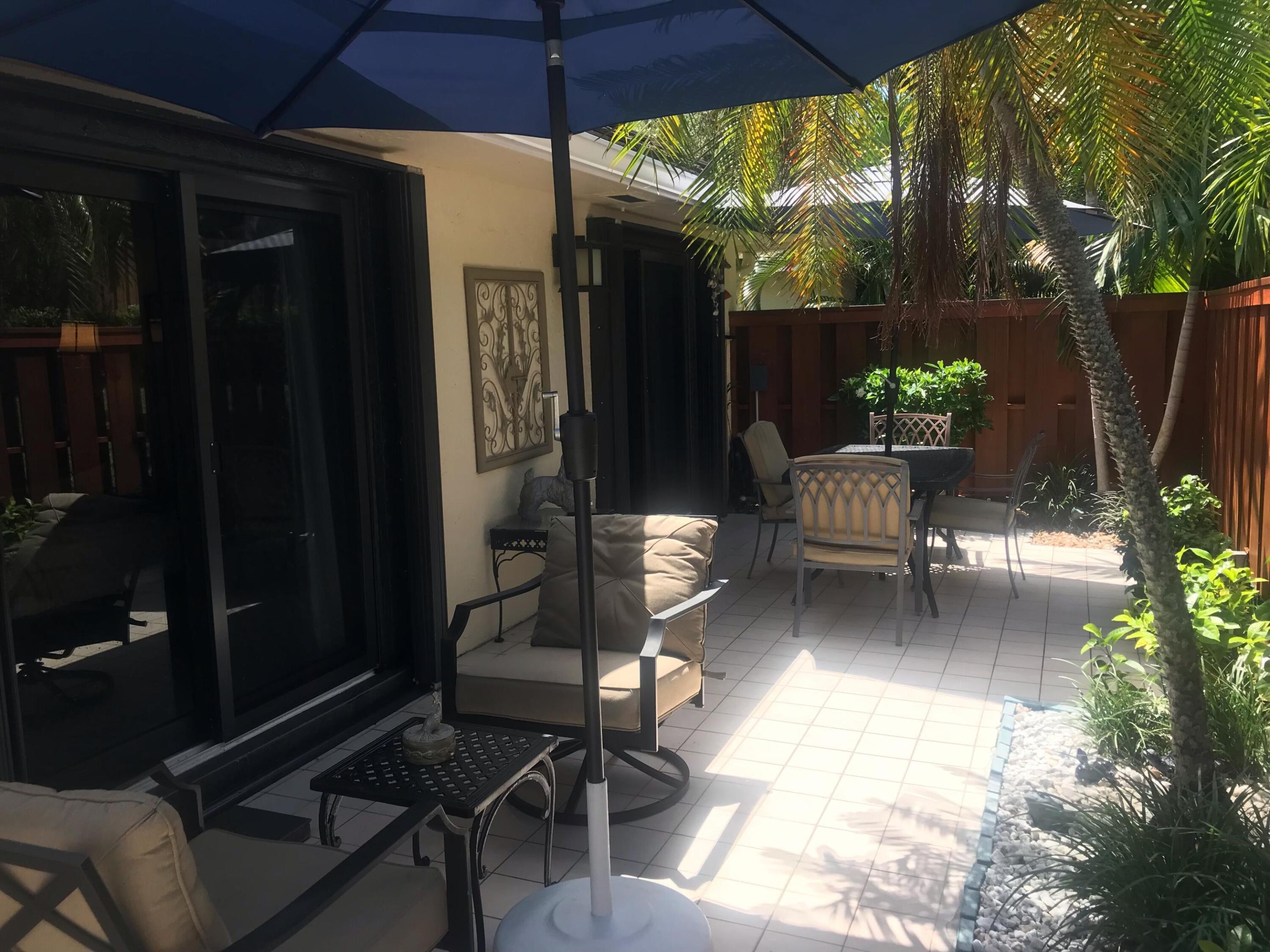 TWELVE OAKS CONDO - Residential