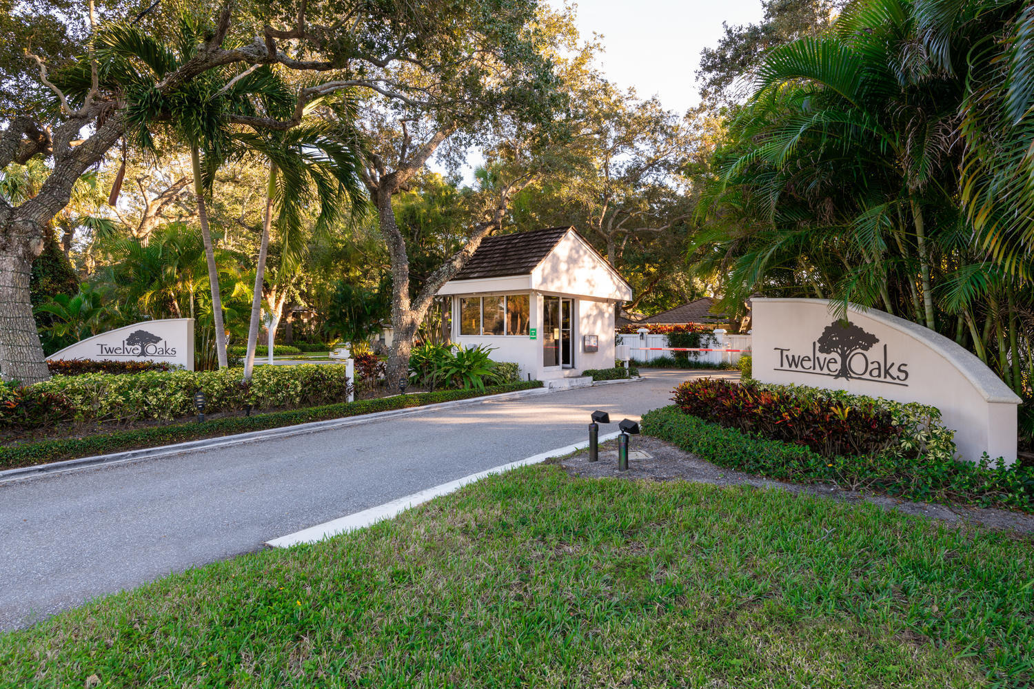 TWELVE OAKS CONDO - Residential