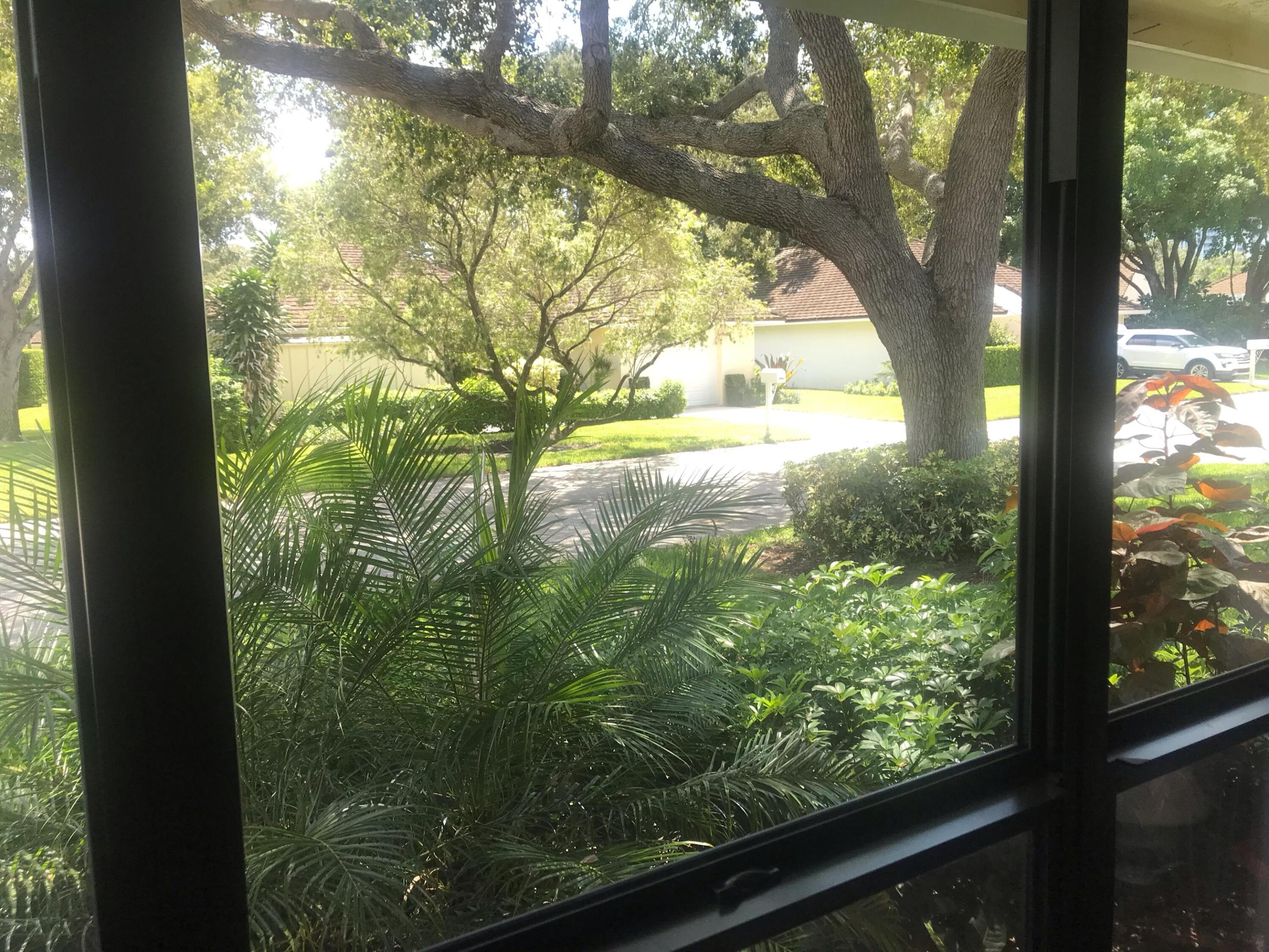 TWELVE OAKS CONDO - Residential