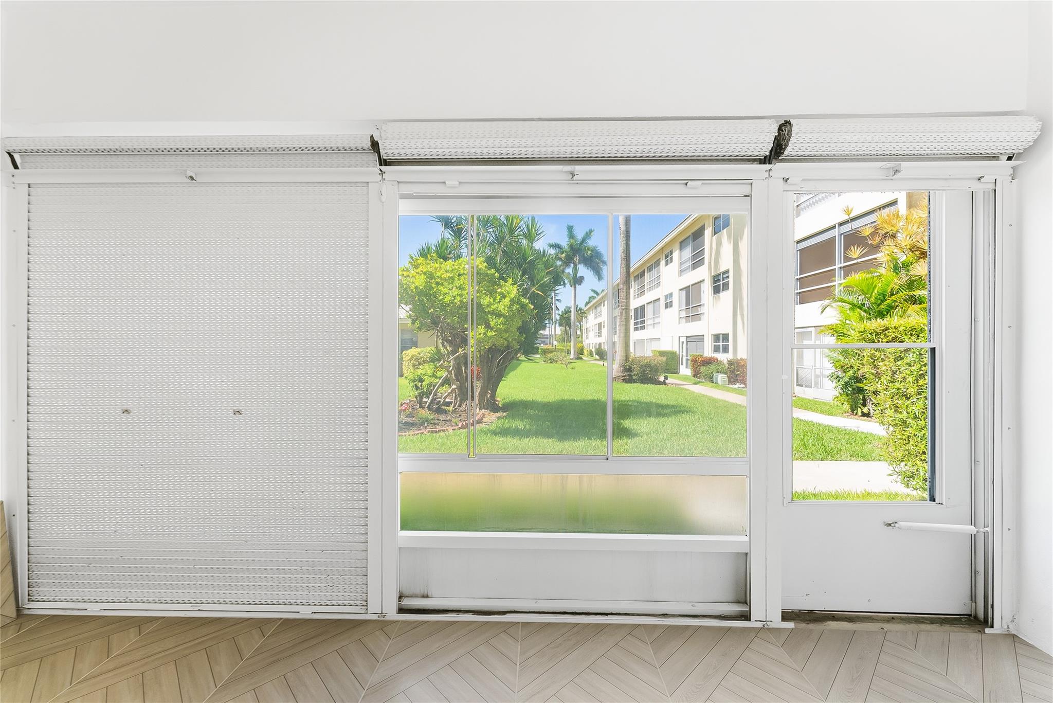 Lighthouse Point Gardens - Residential