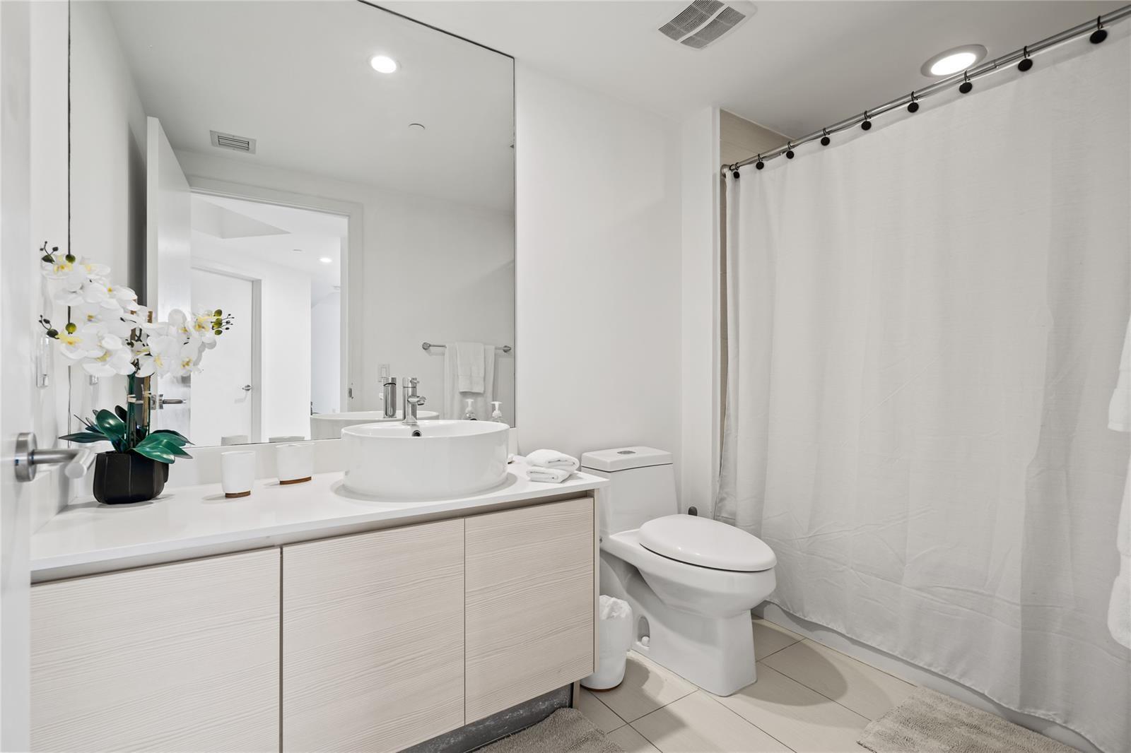 Baltus House - Residential