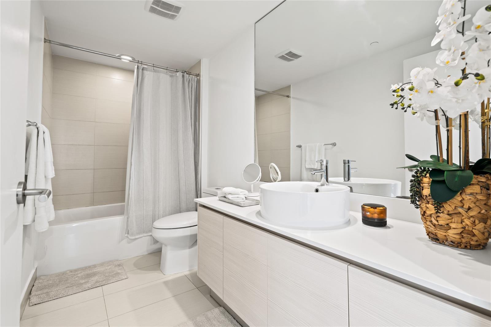 Baltus House - Residential