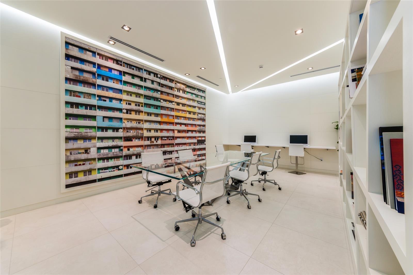 Baltus House - Residential