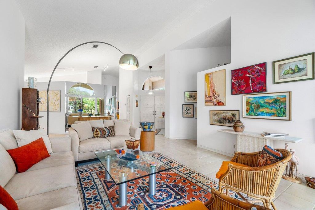 Photo of 12840 Oak Knoll Drive, Palm Beach Gardens, FL 33418 (MLS # R11096910)