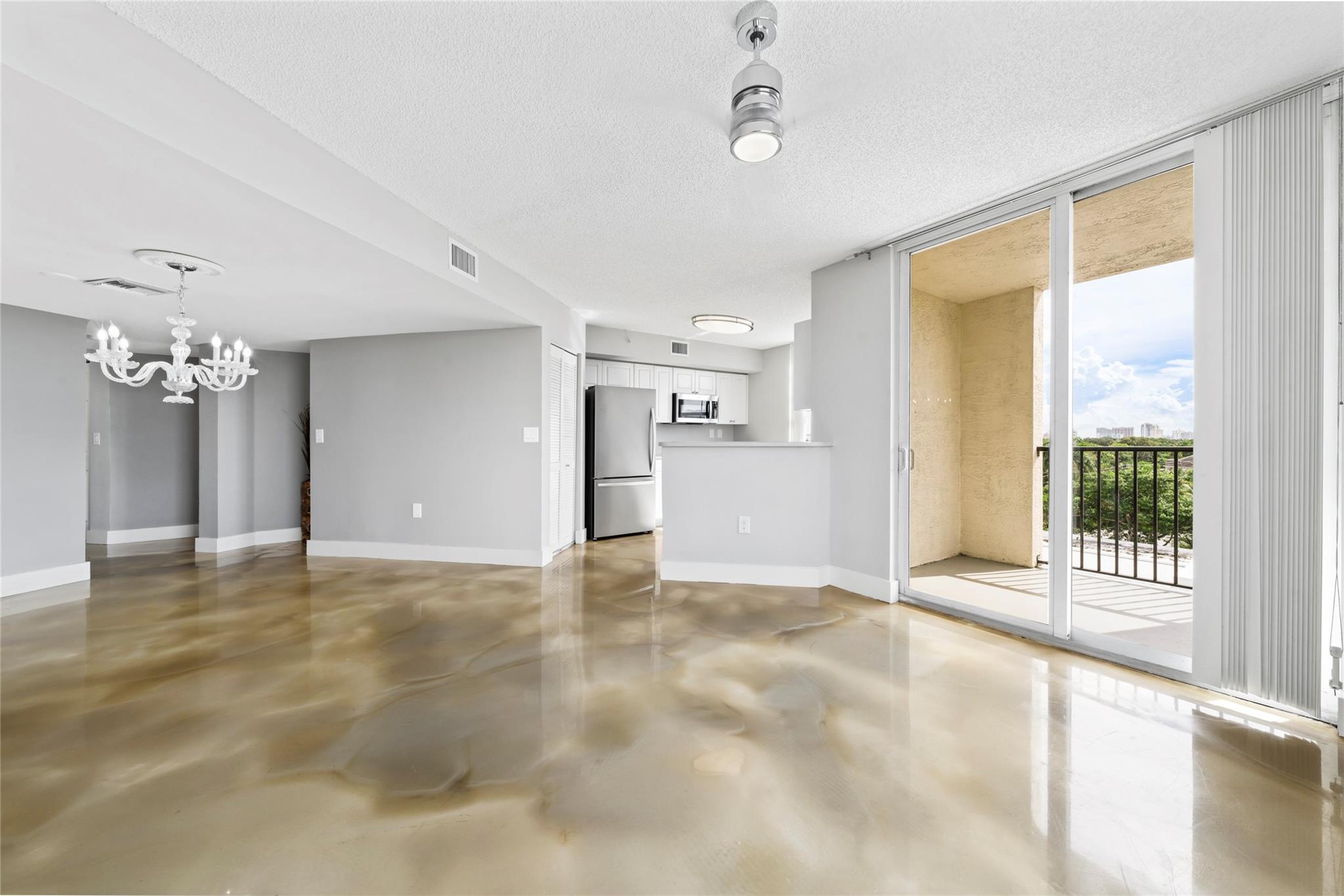 Double Balconies + Panoramic East Views for Under $500k!
This one-of-a-kind CORNER unit offers unbeatable value in one of FTL’s best locations — right by Las Olas Blvd & the New River.
Enjoy a bright, open layout with hand-painted concrete floors, 2 private balconies with sweeping views of downtown, the coastline, cruise port & city lights — perfect for a morning coffee sunrise or sunset cocktails.
Kitchen features new stainless steel appliances & open flow. Plus, freshly painted walls, doors & baseboards.
Amenities include: pool, hot tub, fitness center, yoga room, BBQ area, business center, game room & clubhouse.
Low HOA fees + 1 garage parking spot included.
A rare opportunity to own a truly unique condo with stunning views & unmatched location at this price point!