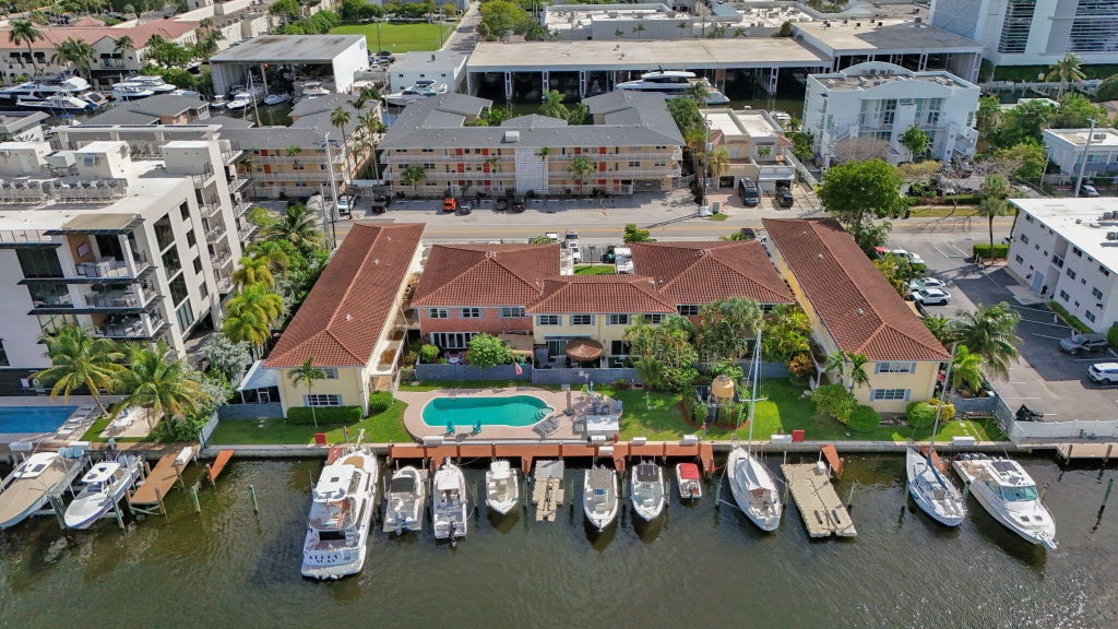 Photo of 1501 SE 15TH Street #2-8, Fort Lauderdale, FL 33316 (MLS # B26092409)