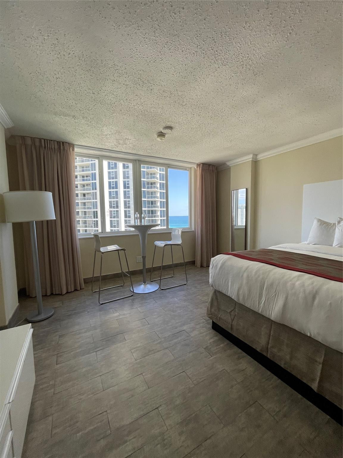 THE AVENTURA BEACH CLUB CONDO - Residential Lease