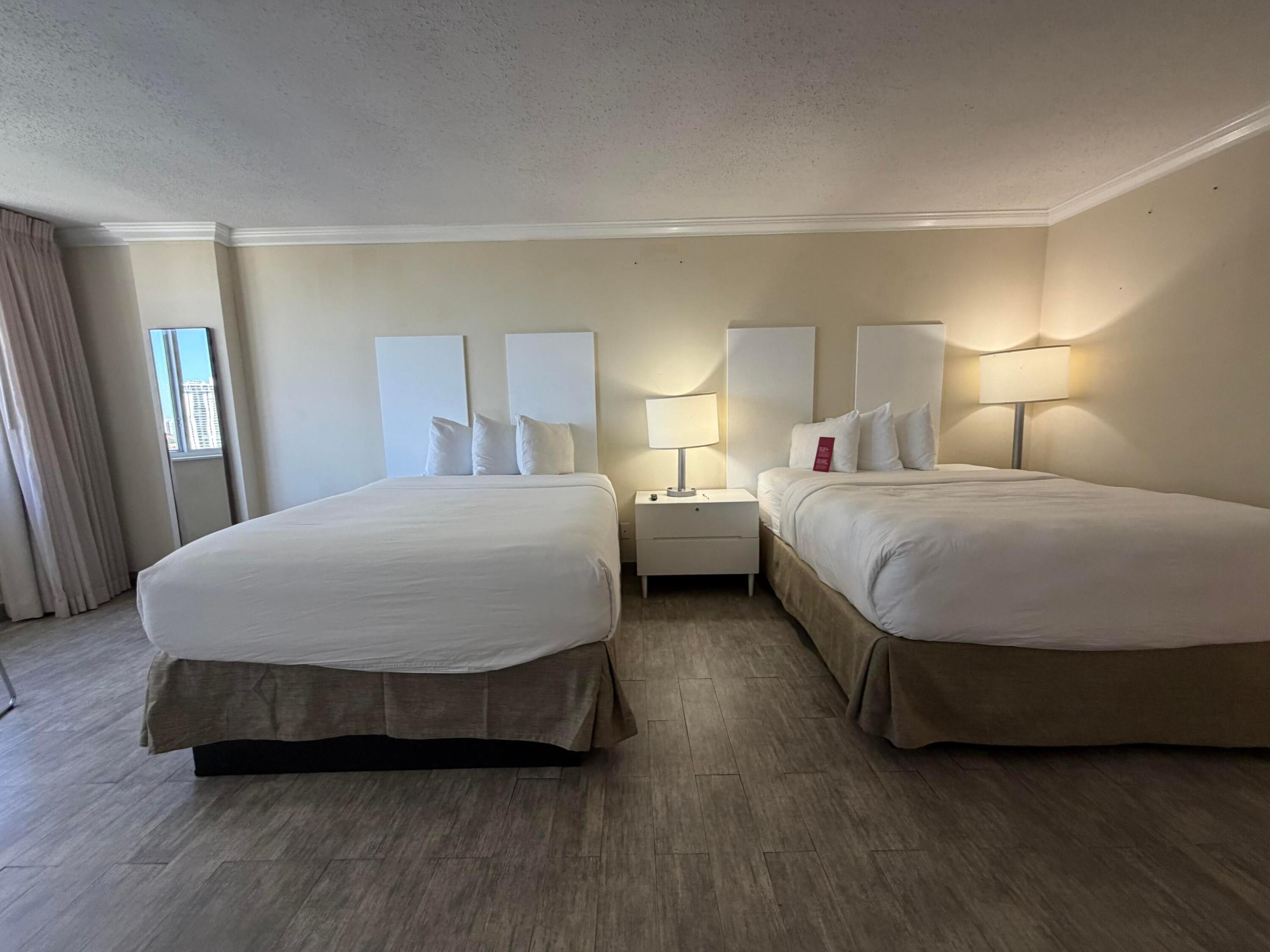 View photos, virtual tours, details... 19201 Collins Avenue 1122