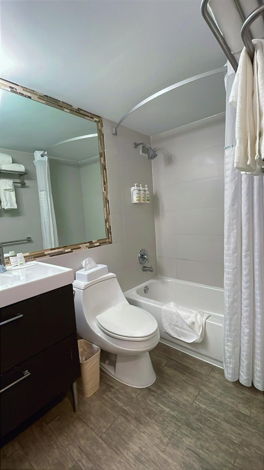 THE AVENTURA BEACH CLUB CONDO - Residential Lease