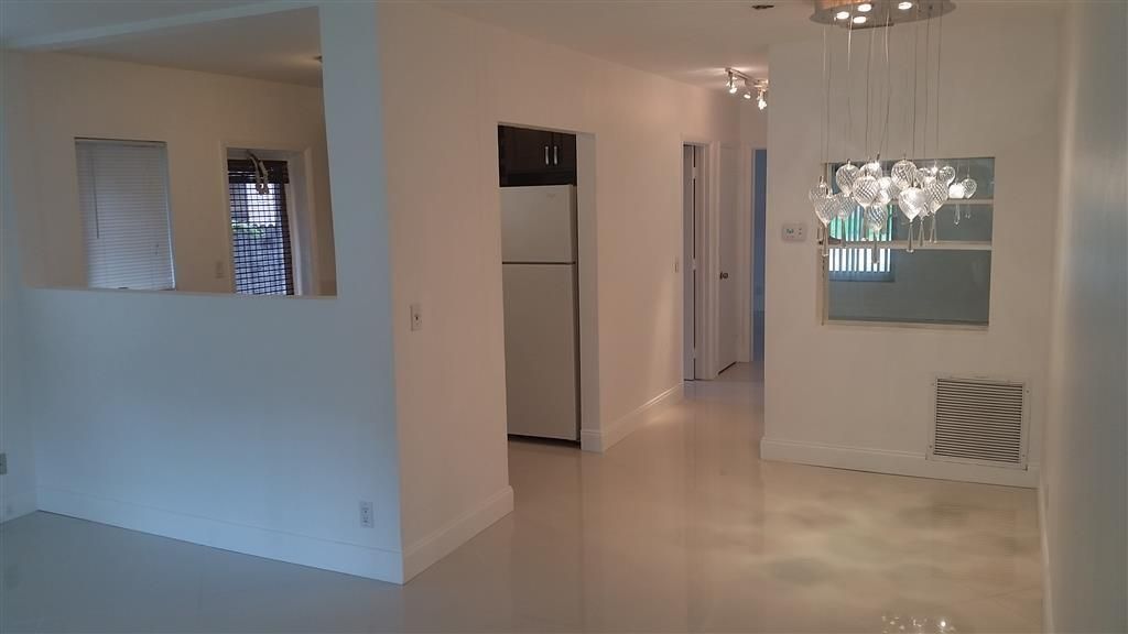 Photo of 1106 NE 13th Avenue #North Side, Fort Lauderdale, FL 33304 (MLS # F10441784)