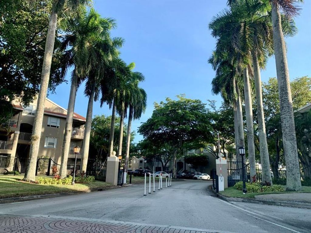 Photo of 1845 Palm Cove Blvd Blvd #8-108, Delray Beach, FL 33445 (MLS # F10334529)