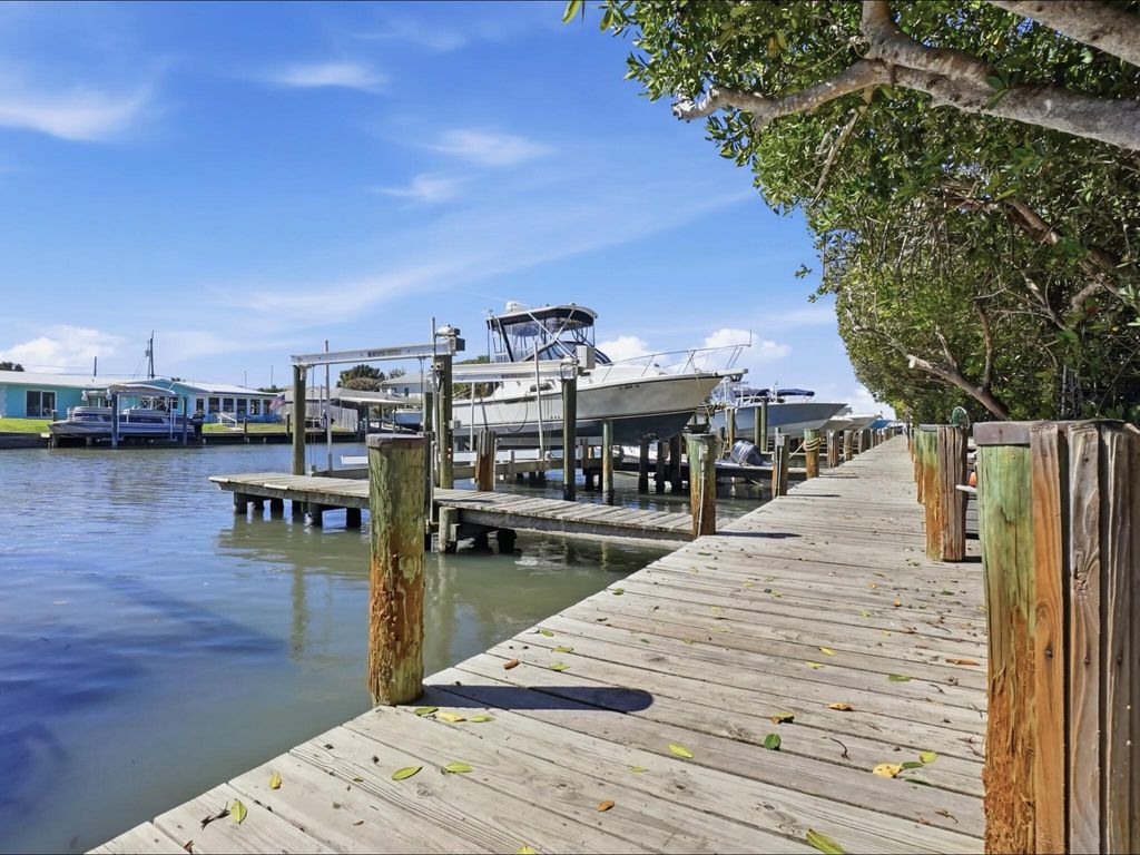 Photo of 3206 S Lakeview Circle #1105, Hutchinson Island, FL 34949 (MLS # R11168211)