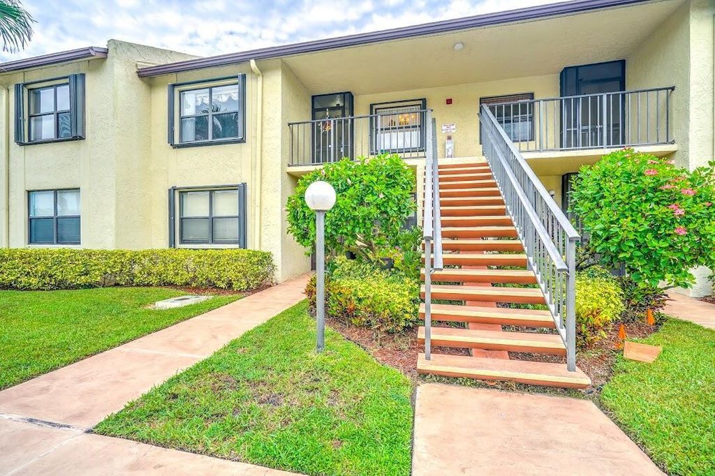 Photo of 7891 Willow Spring Drive #1023, Lake Worth, FL 33467 (MLS # R10912559)