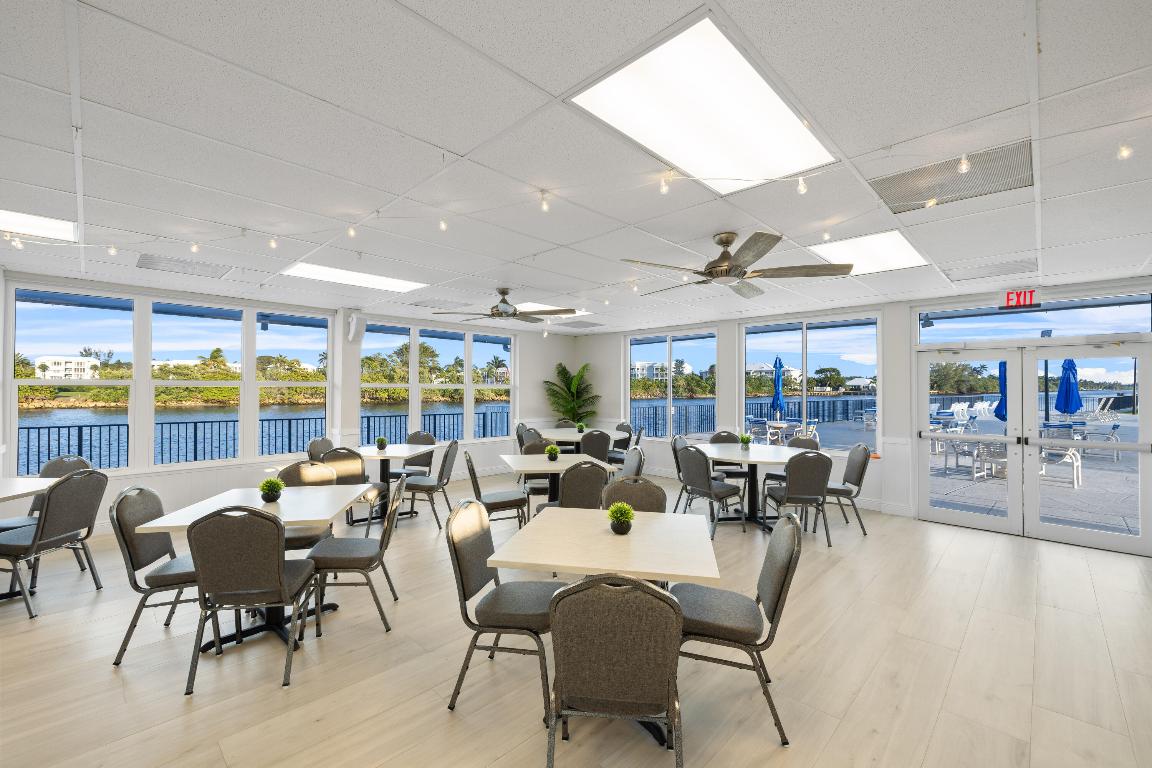 HAMPSHIRE GARDENS - Residential