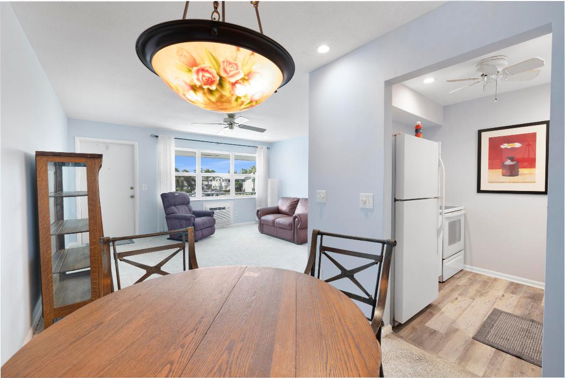 HAMPSHIRE GARDENS - Residential